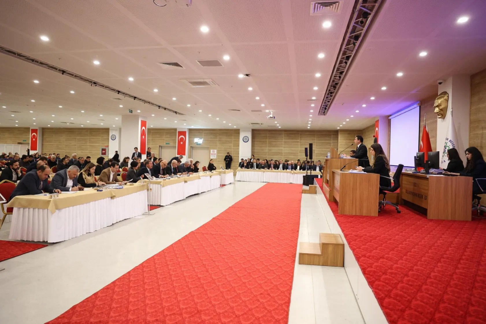 Başkan Aras'ın önergesiyle Deştin'de imar planı iptal edildi