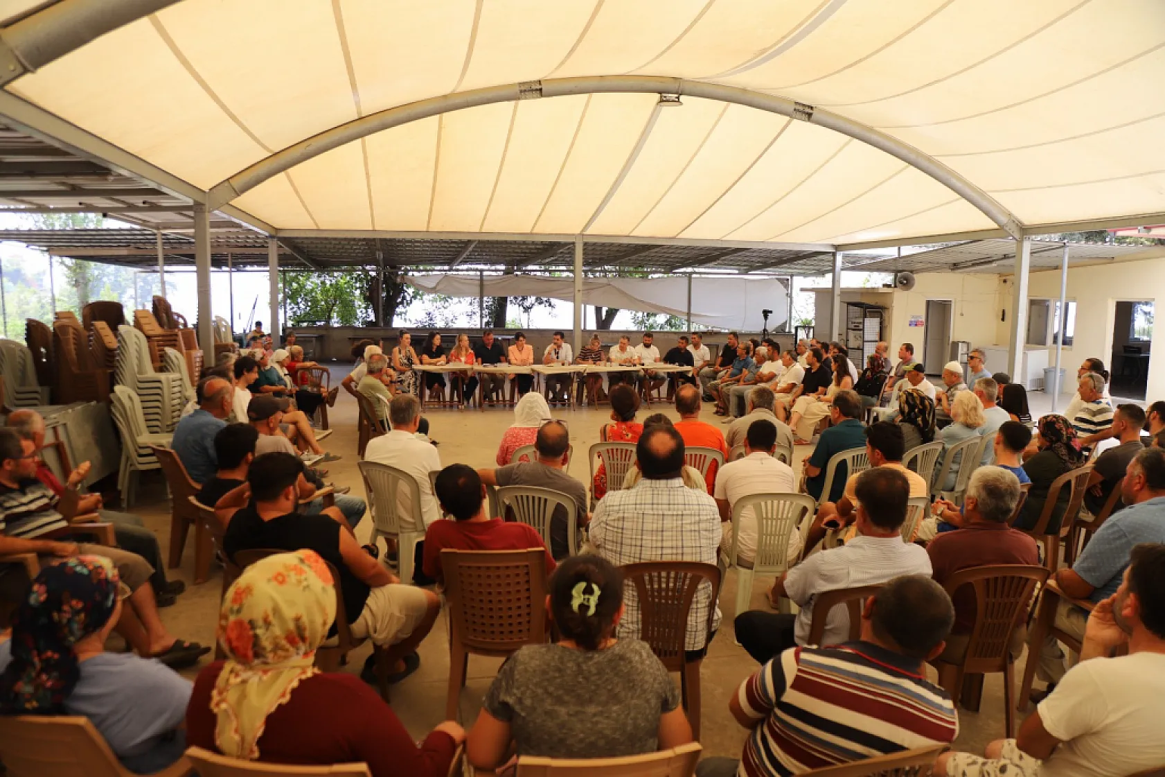 Büyükşehir ve Fethiye Belediyesi Faralya'da Vatandaşları Dinledi 
