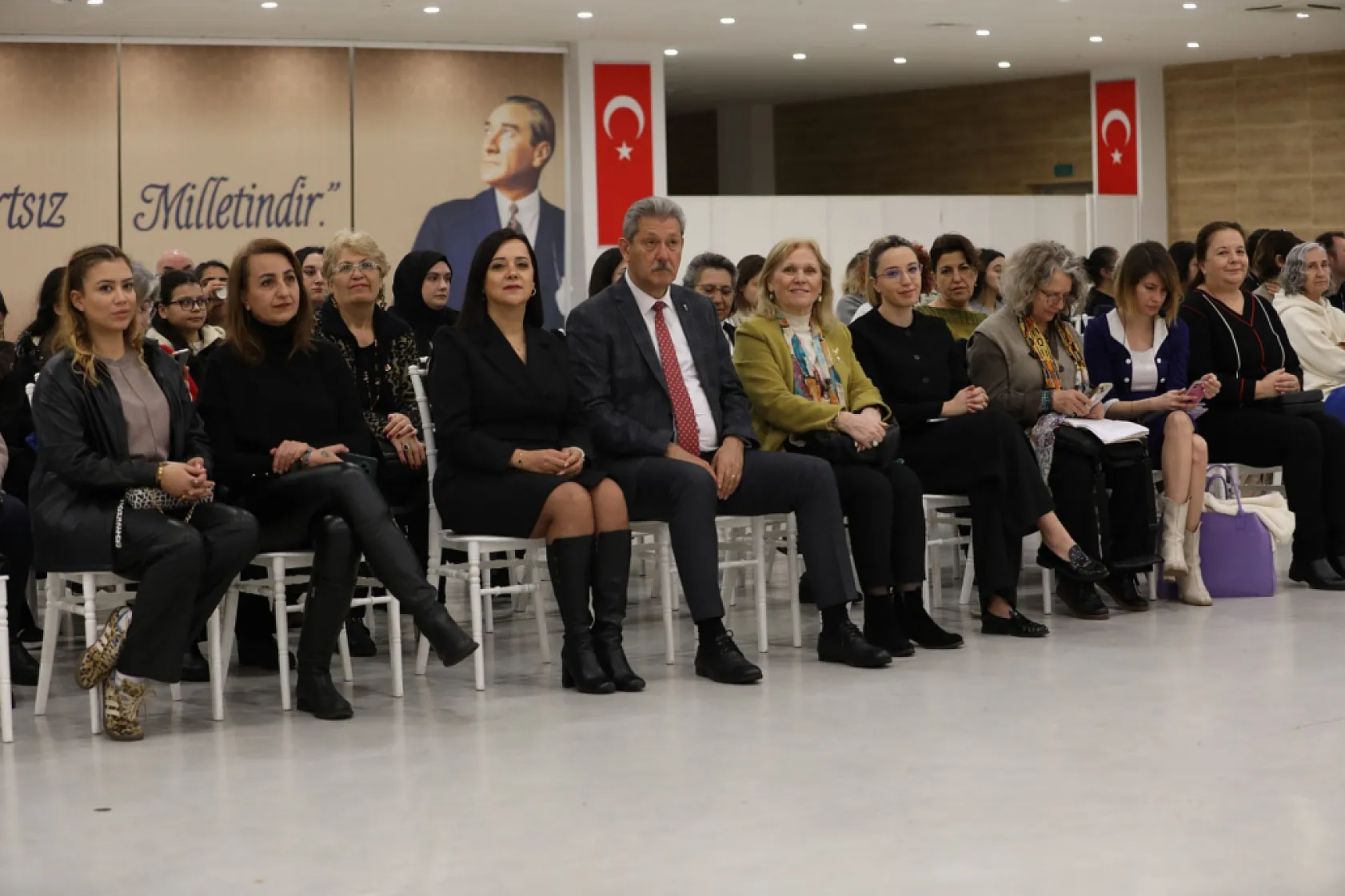 Muğla'da kadın ve çocuk yoksulluğuna karşı ortak mücadele