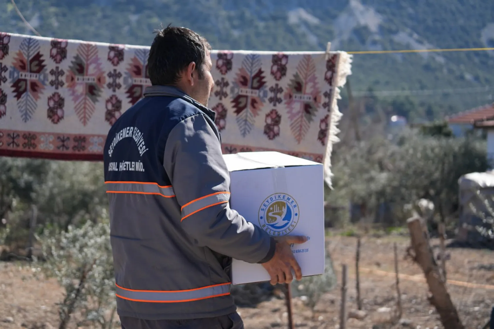 Seydikemer Belediyesi'nden Ramazan Ayı'nda 2000 aileye gıda yardımı