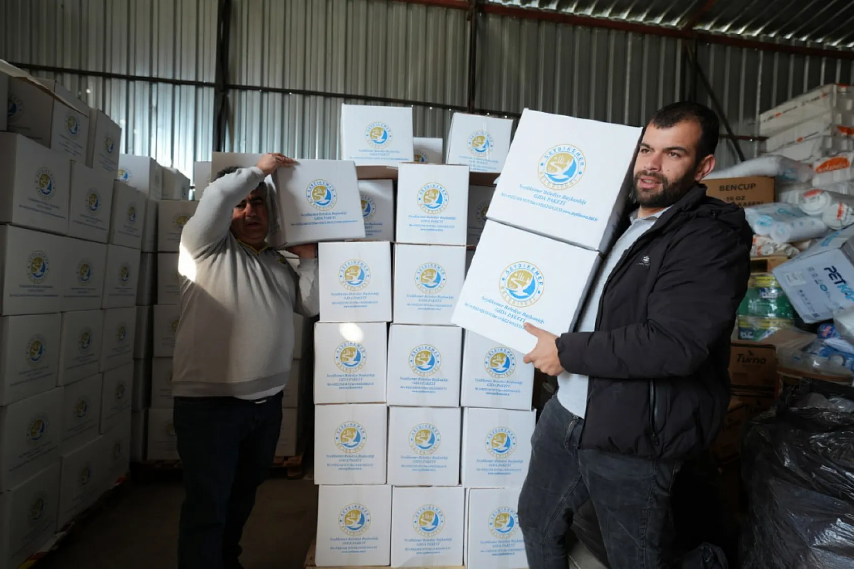 Seydikemer Belediyesi'nden Ramazan Ayı'nda 2000 aileye gıda yardımı