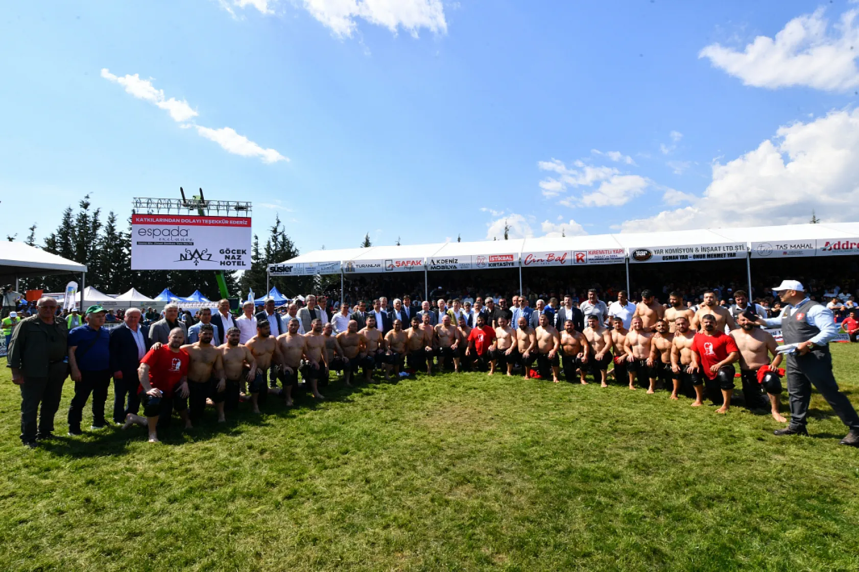 Fethiye'de Başpehlivanlar Er Meydanında