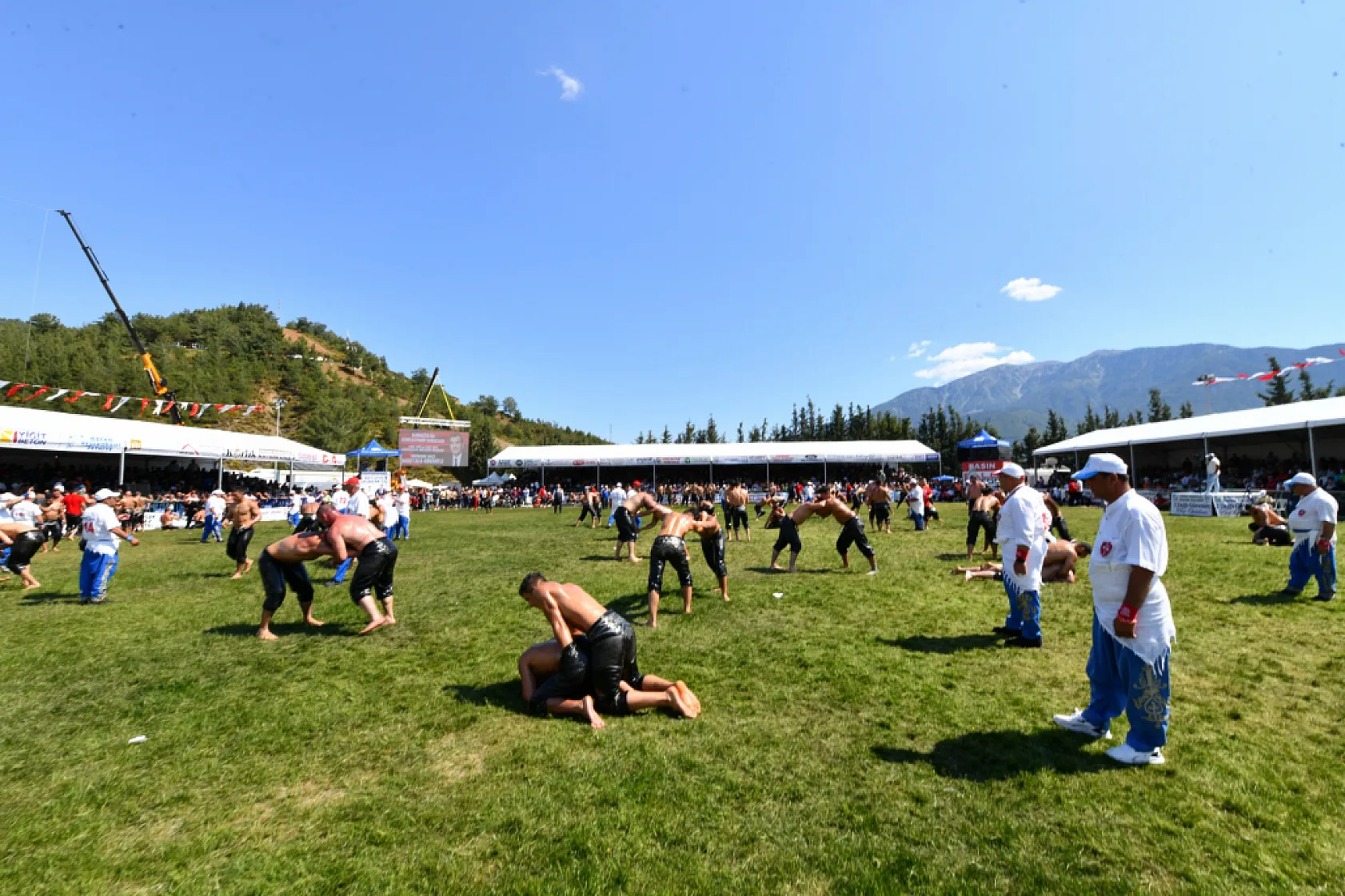 Fethiye'de Başpehlivanlar Er Meydanında
