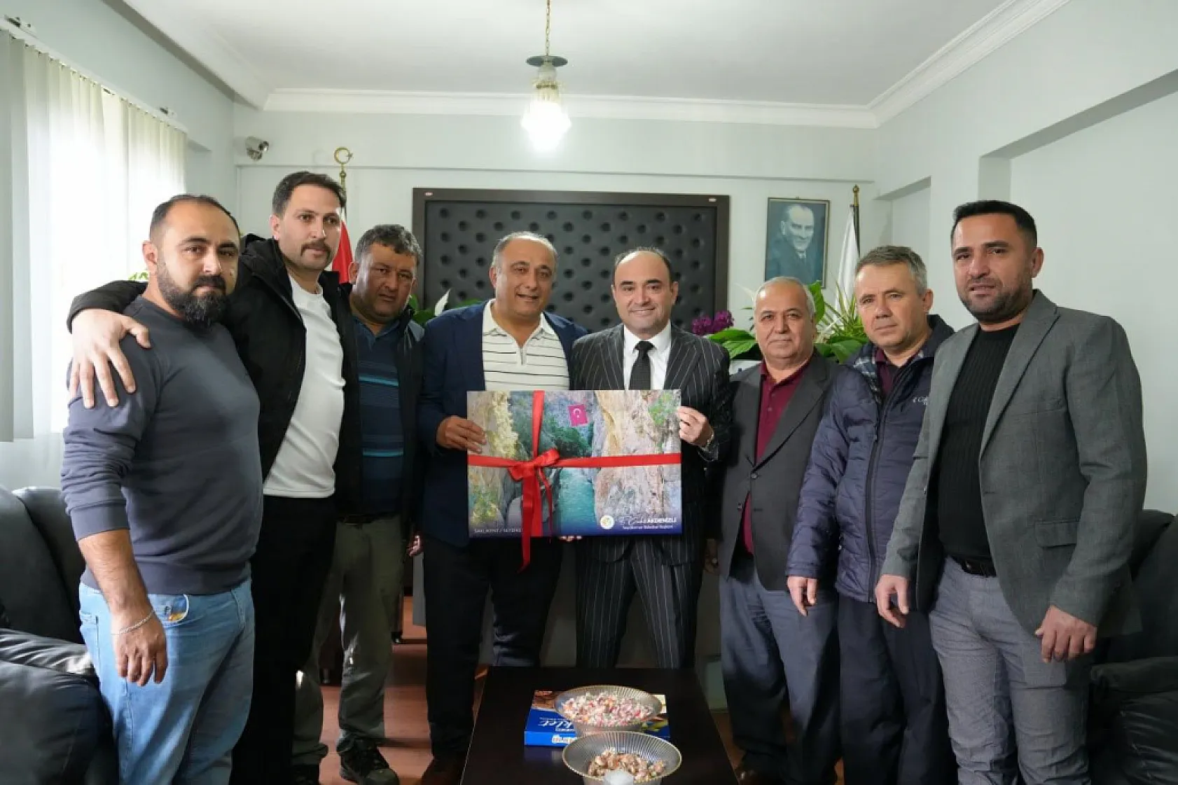 Seydikemer Belediye Başkanı Akdenizli'den Fethiye Pazarcılar Odası'na tebrik ziyareti