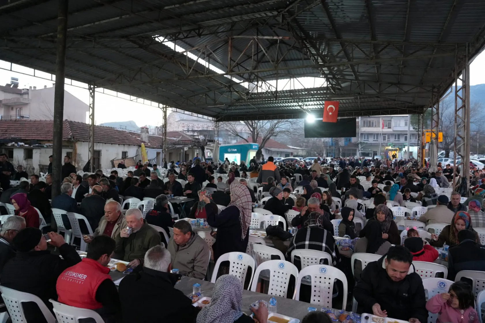 Seydikemer'de Mahalle İftarları Eşen Mahallesinde Başladı