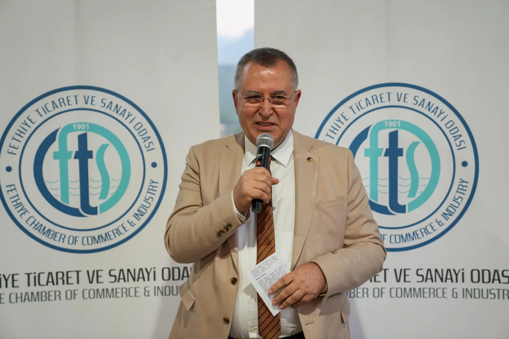 FTSO'dan Seydikemer'in üreten güçlerine vefa gecesi
