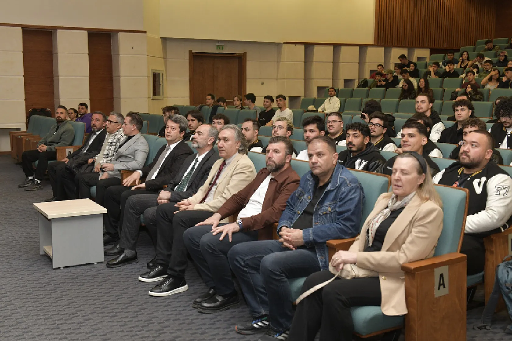 Zirvenin sahibi MSKÜ: Korumalı futbolda süper lige yükseldi