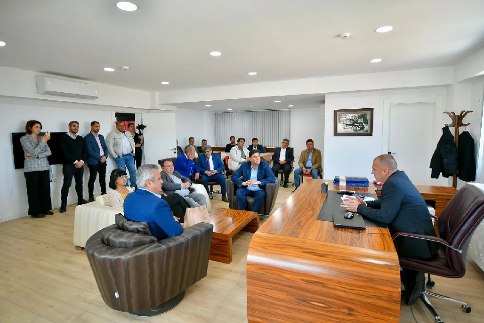 Alim Karaca, 'Biz Muhatap Olmadıkça Birilerinin Ayarı Bozuldu'