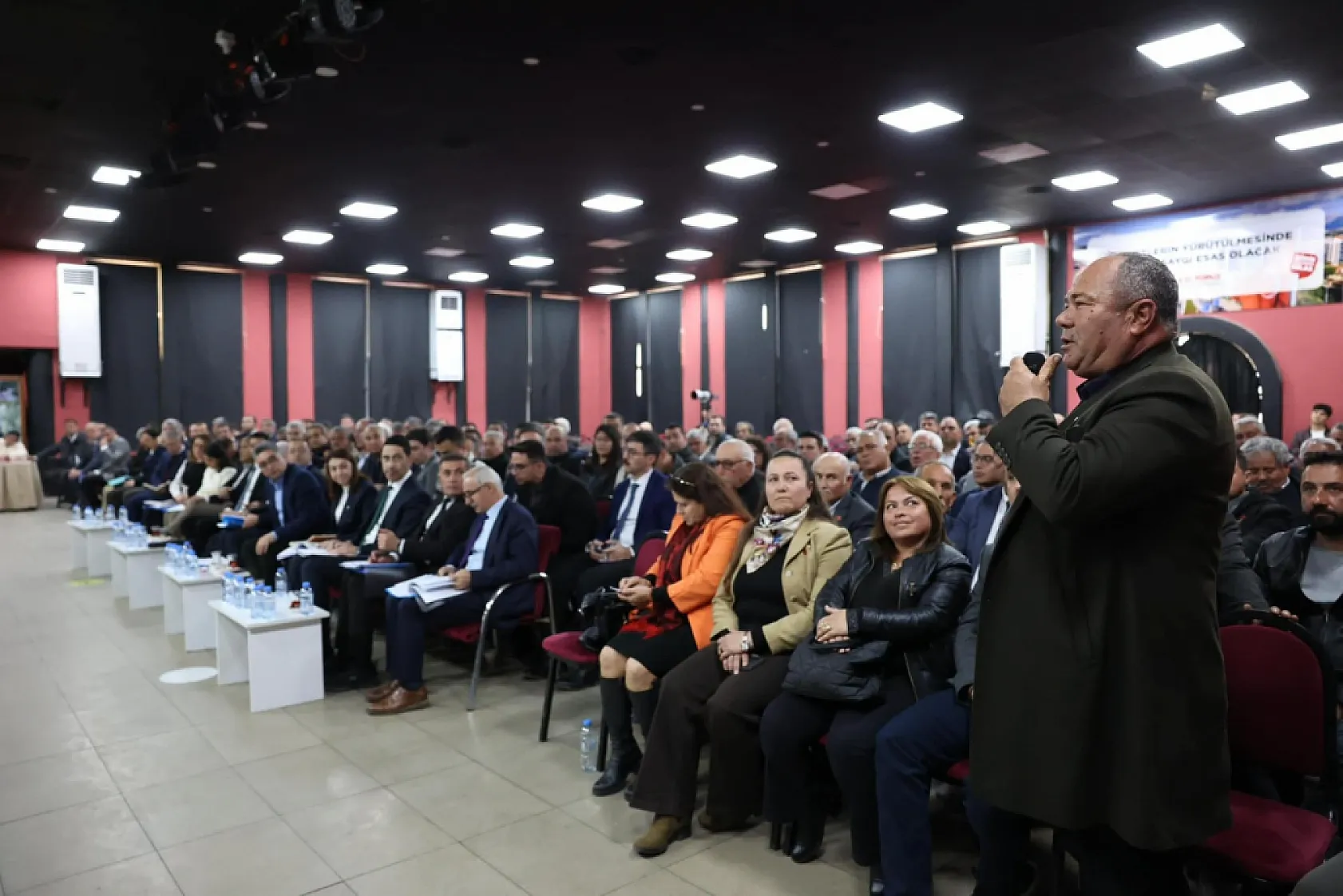 Başkan Aras Milas'ta inceleme ve ziyaretlerde bulundu