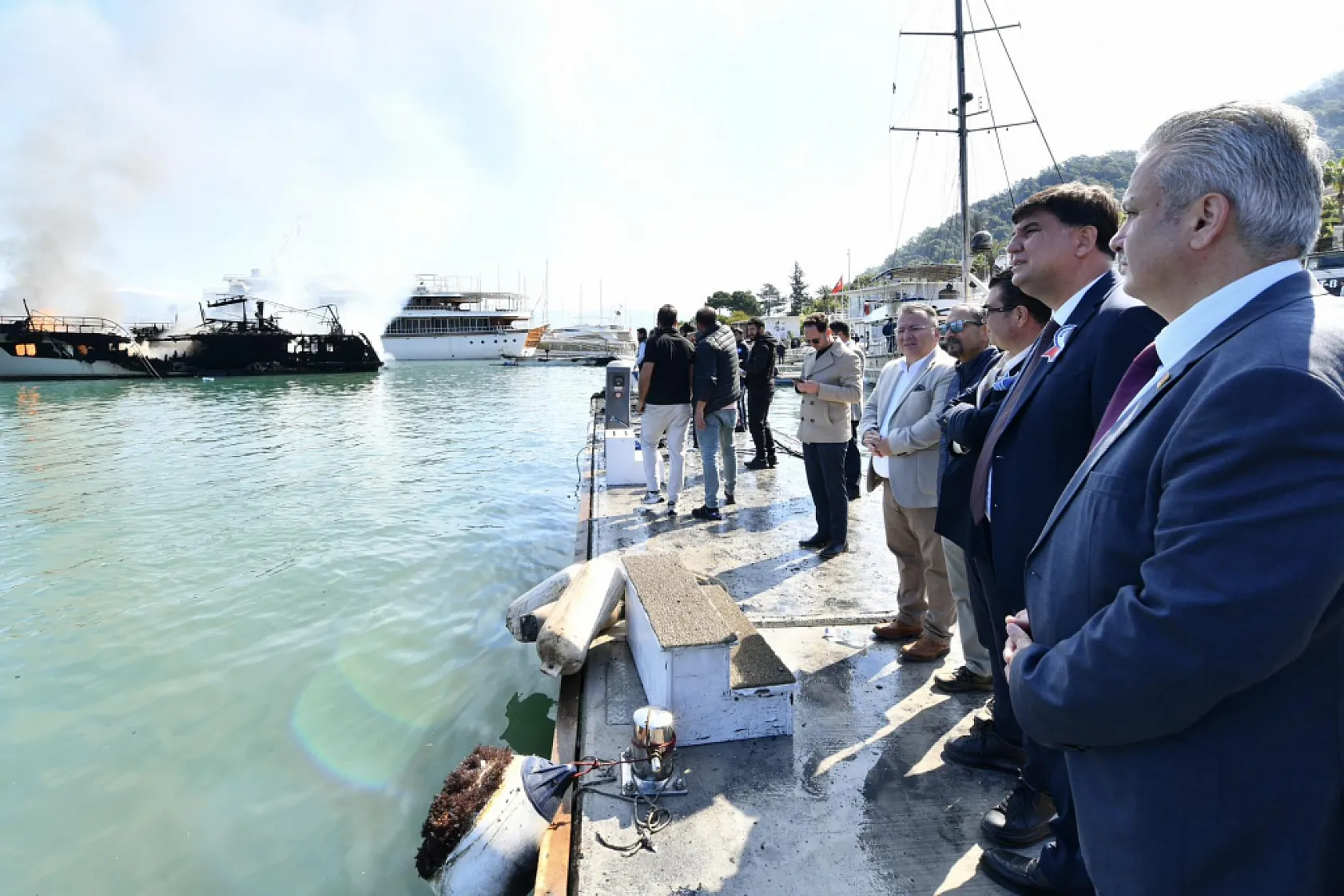 Başkan Karaca, Karagözler'de çıkan yangında olay yerindeydi