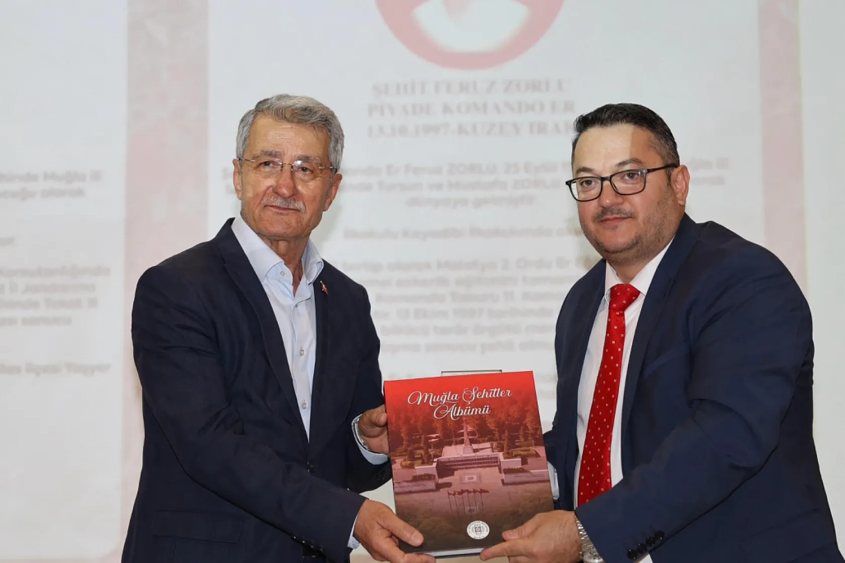 Büyükşehir'den şehitlerimize vefa: Muğla Şehitler Albümü tanıtıldı