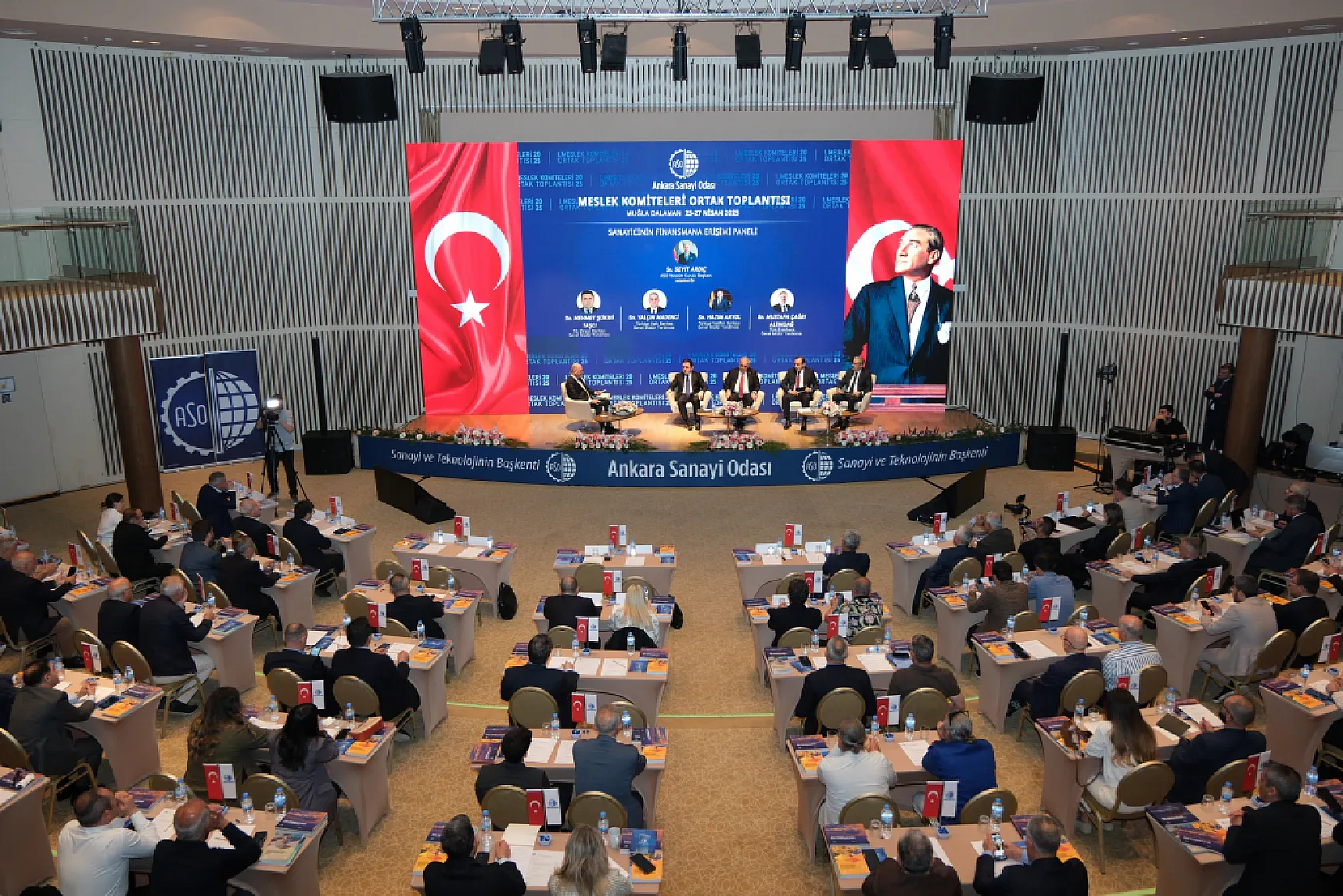ASO Başkanı Ardıç, Meslek Komiteleri Ortak Toplantısı'nda konuştu
