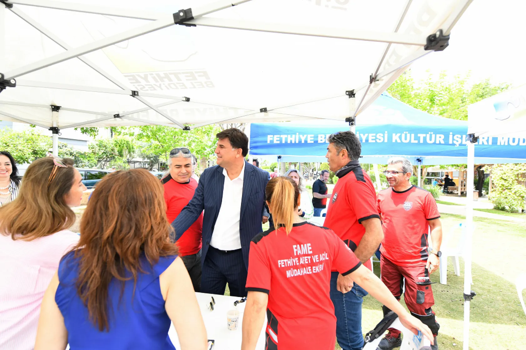 Başkan Karaca'dan ADD Kermesine Ziyaret