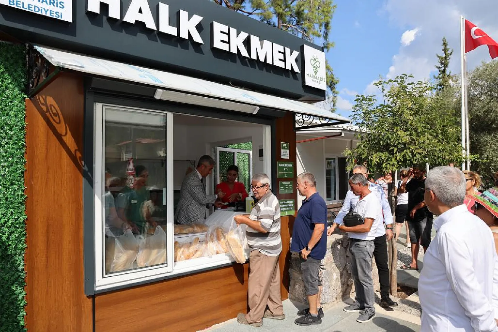 İkinci Halk Ekmek Büfesi Açıldı