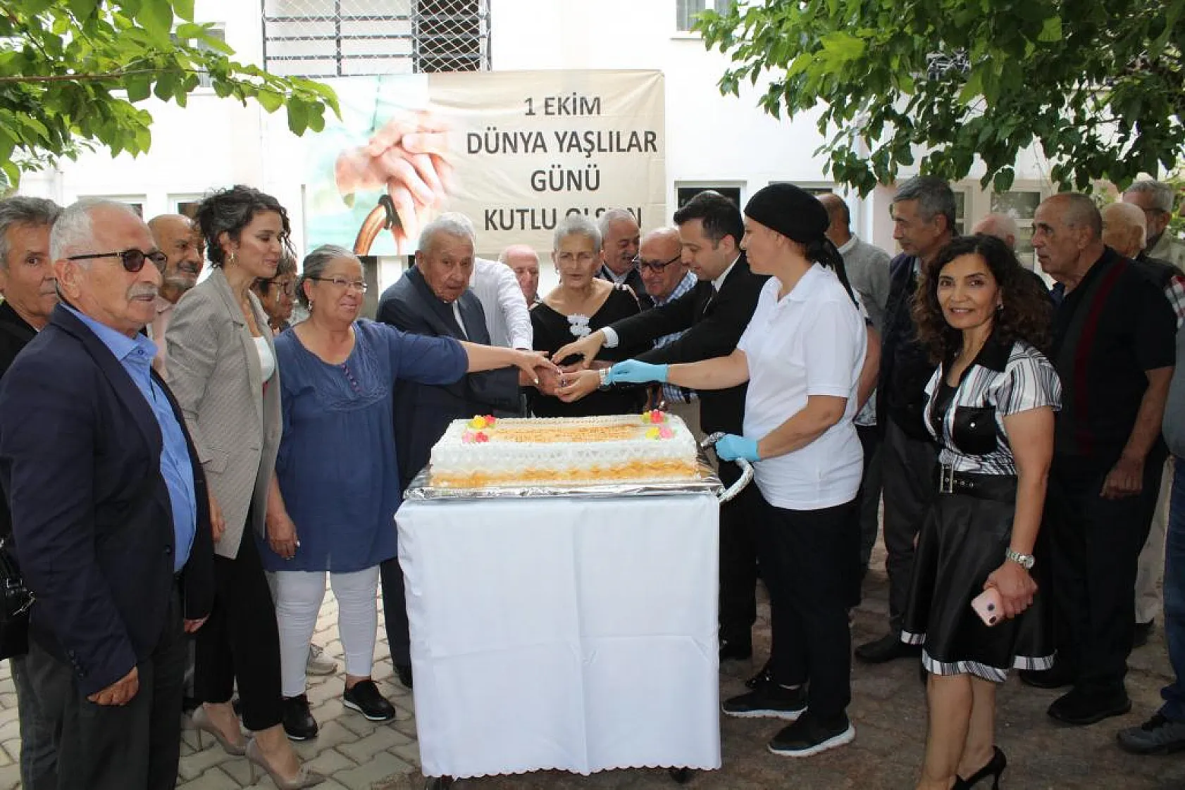 İkinci baharlarına dünya yaşlılar gününde 'Evet' dediler