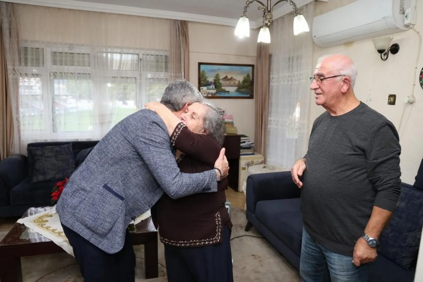 Başkan Oktay öğretmenini unutmadı