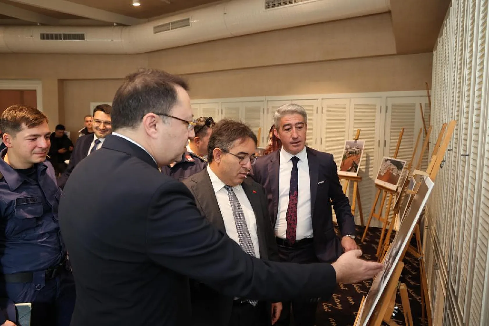 Başkan Oktay, 'Yaralarımız hala taze'