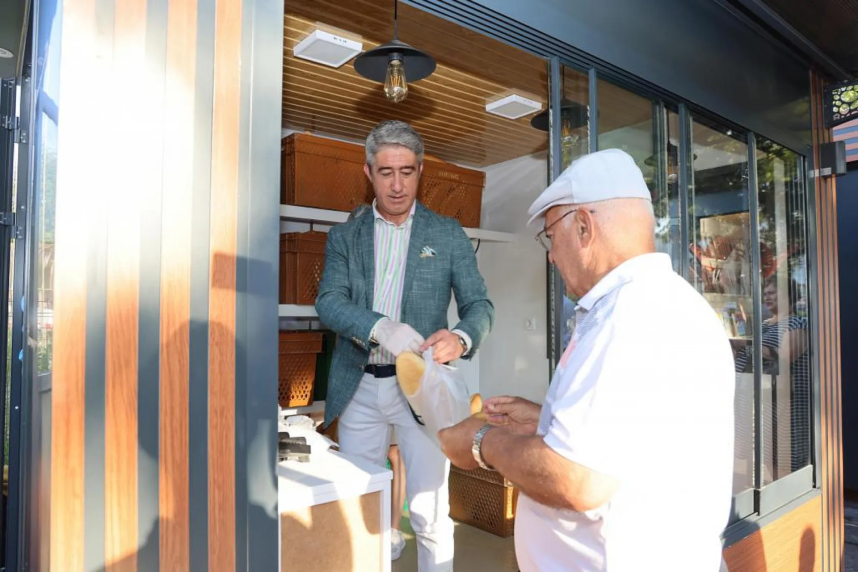 Halk Büfe'de 5 Ayda 215 Bin Ekmek Satışı