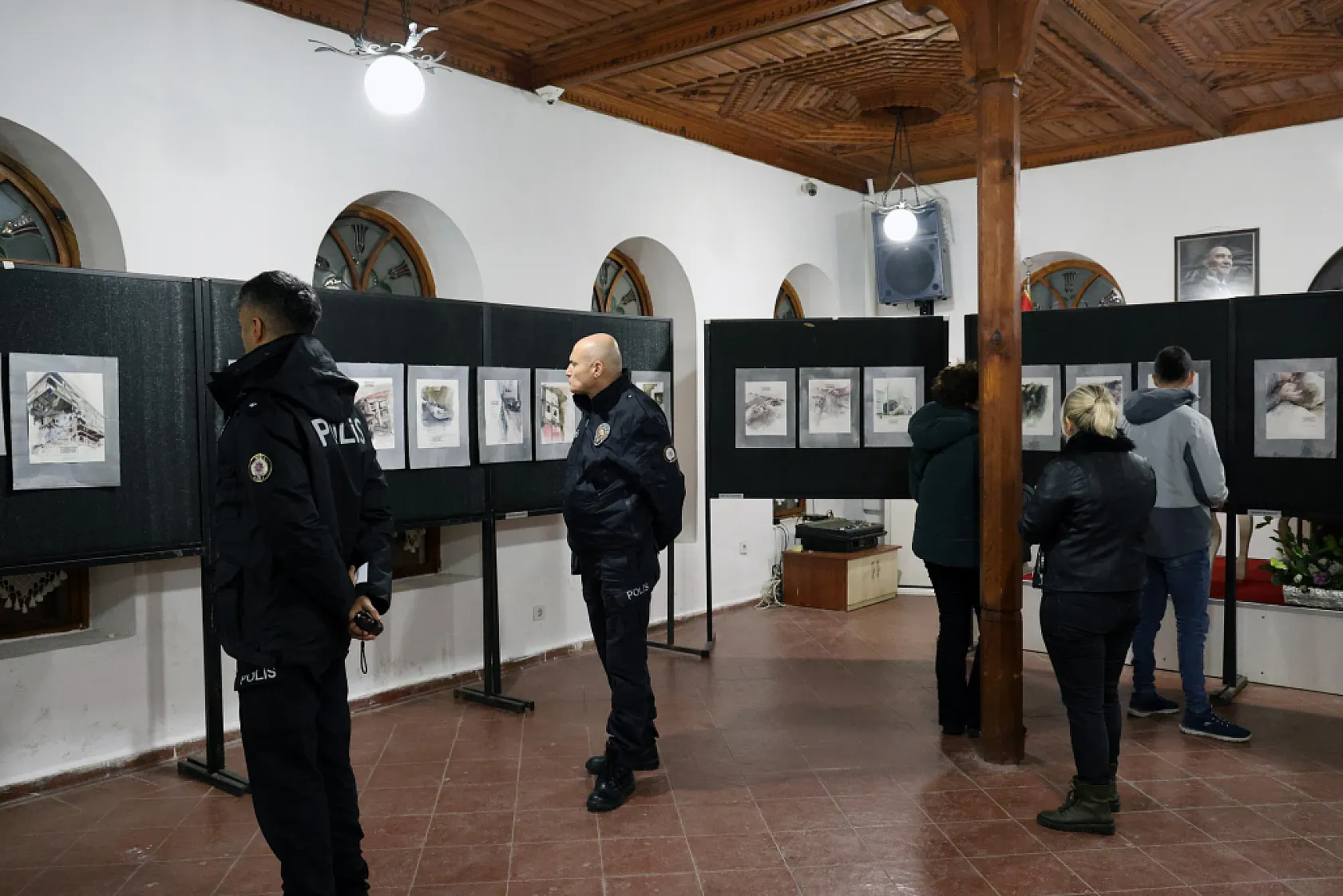 04.17'de En Acı Sergi