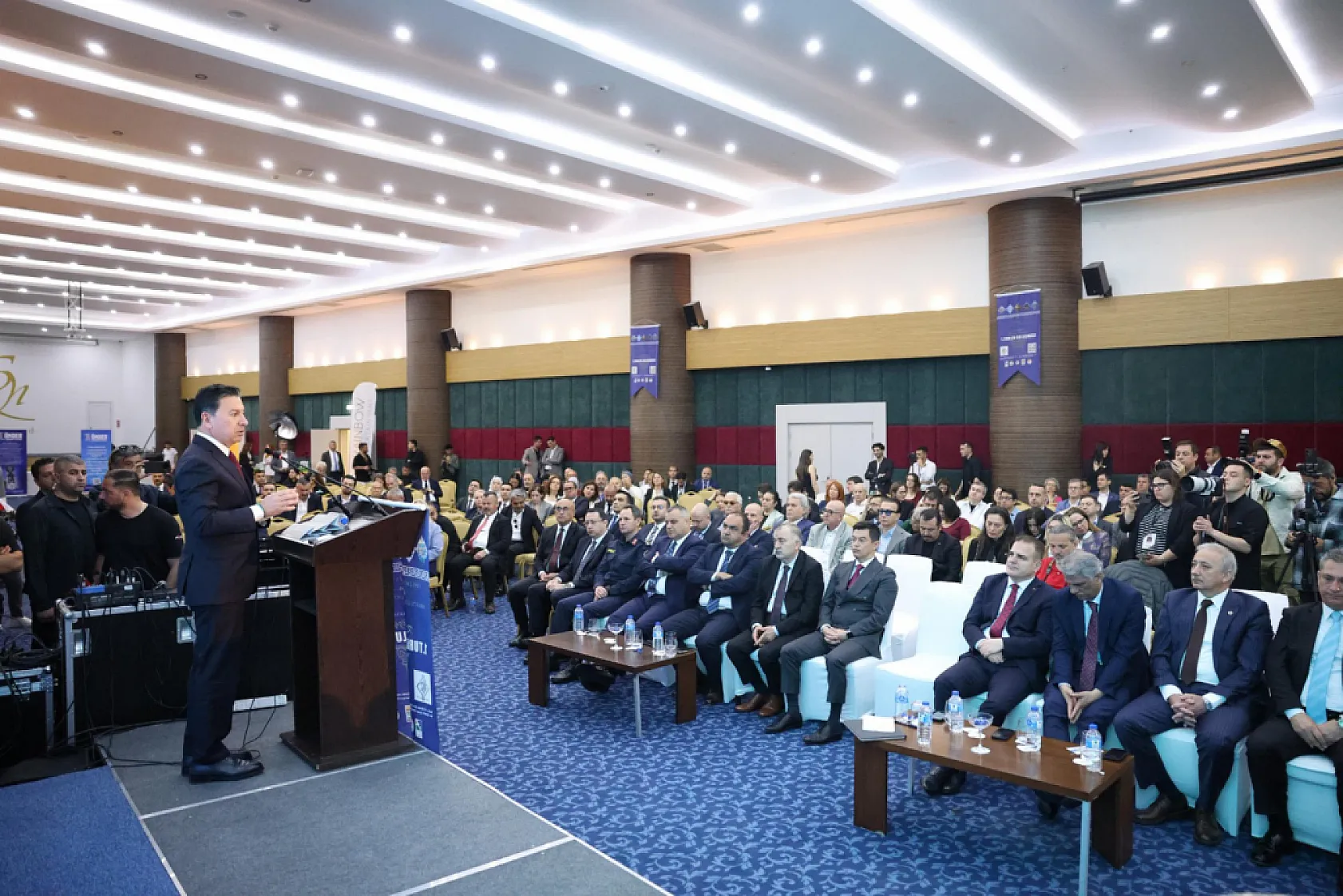 Başkan Aras'tan planlı gelişim ve ortak yatırım çağrısı