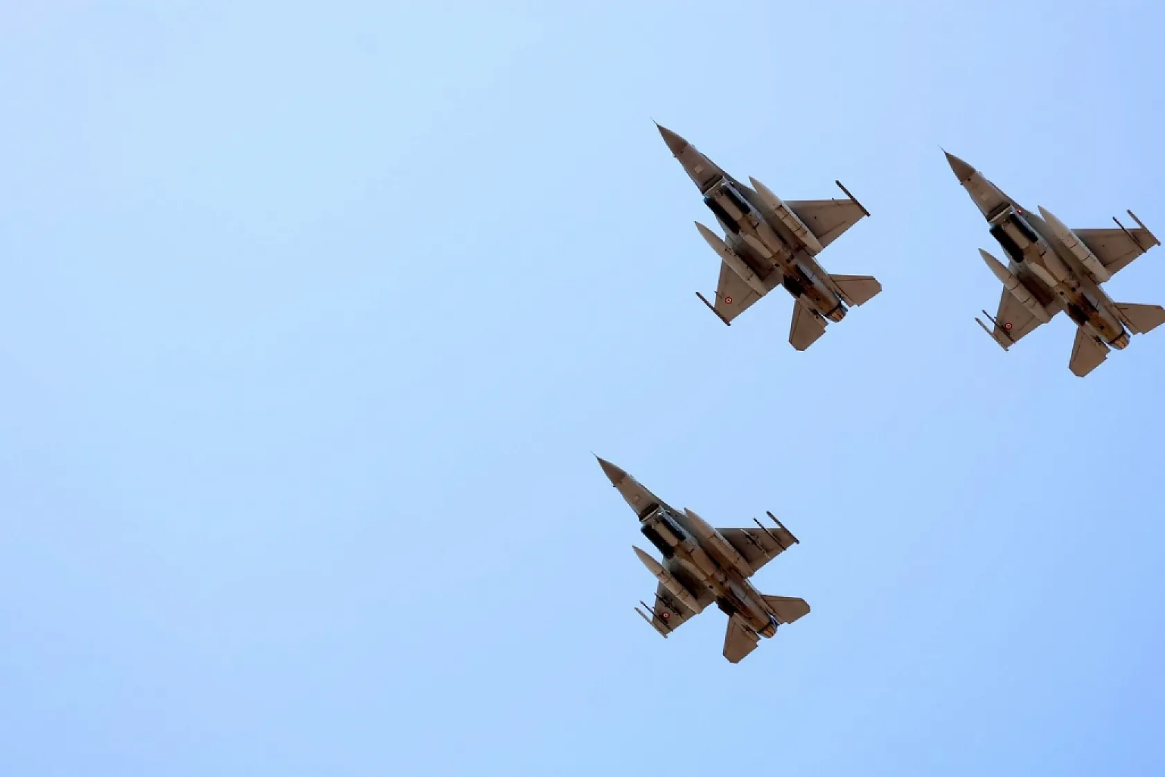 Muğla'da 19 Mayıs coşkusu F-16'ların gösterisiyle başladı