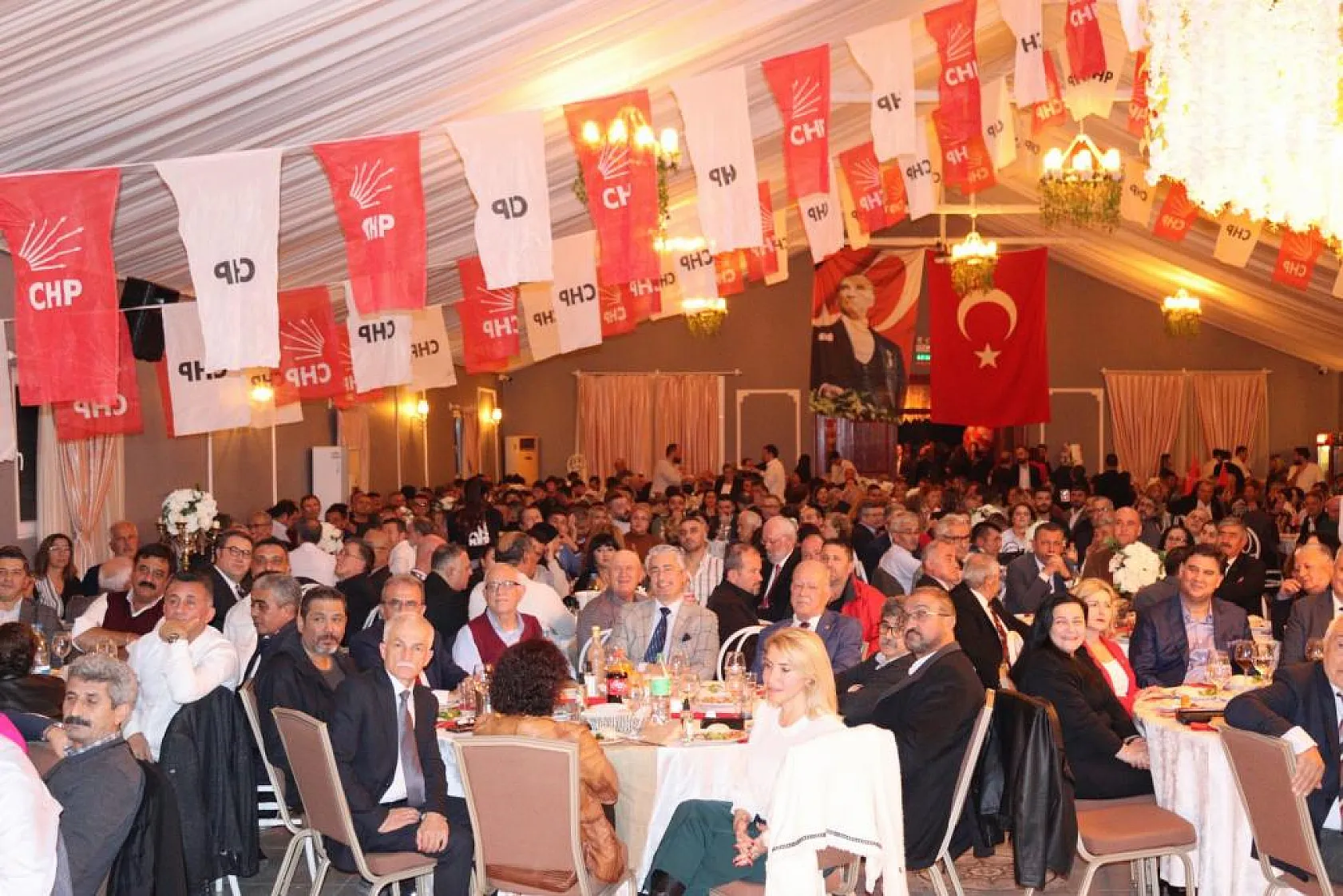 Birlik Ve Dayanışma Yemeğine Yoğun Katılım Oldu