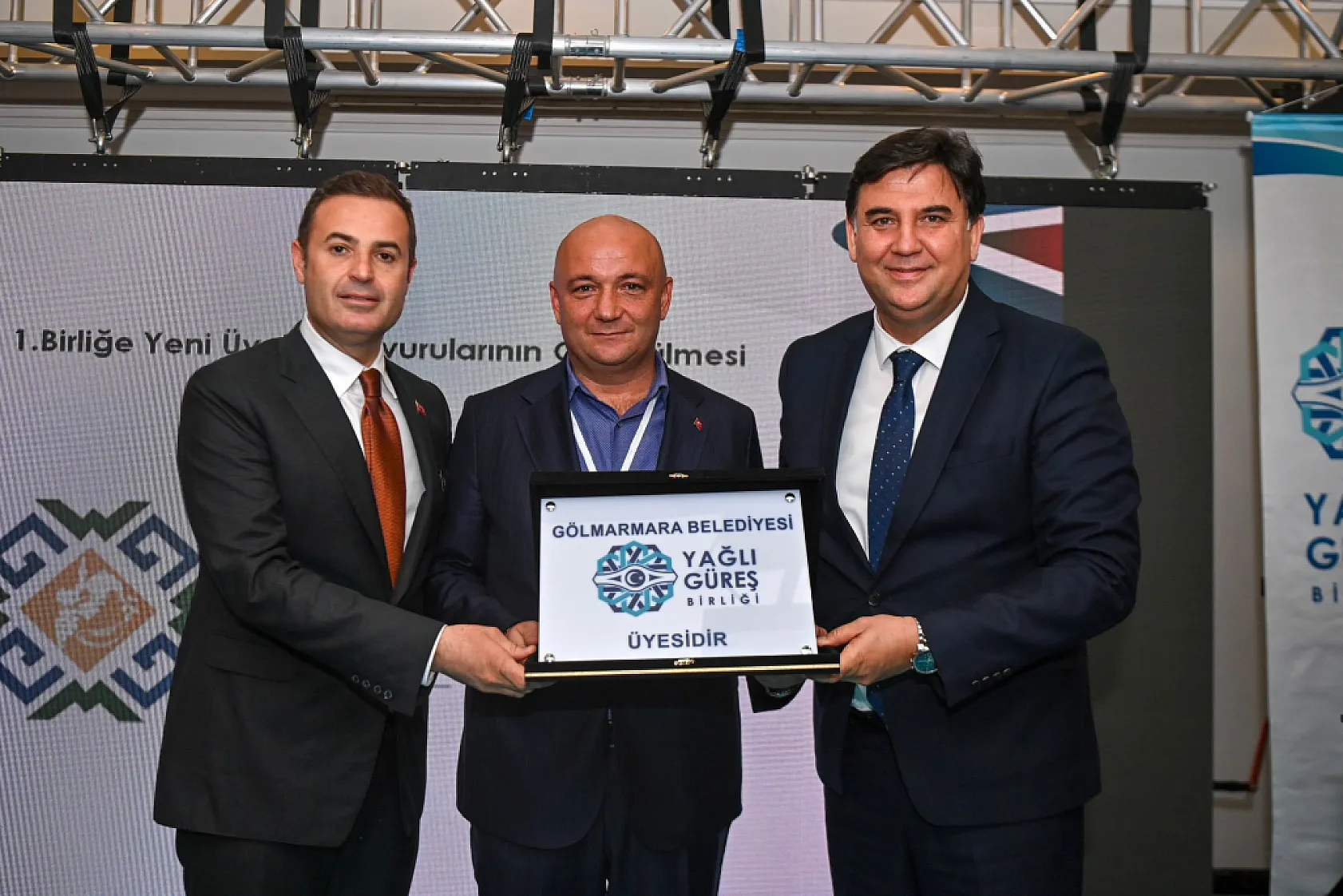 Başkan Karaca, Yağlı Güreşler Birliği Toplantısı'na katıldı