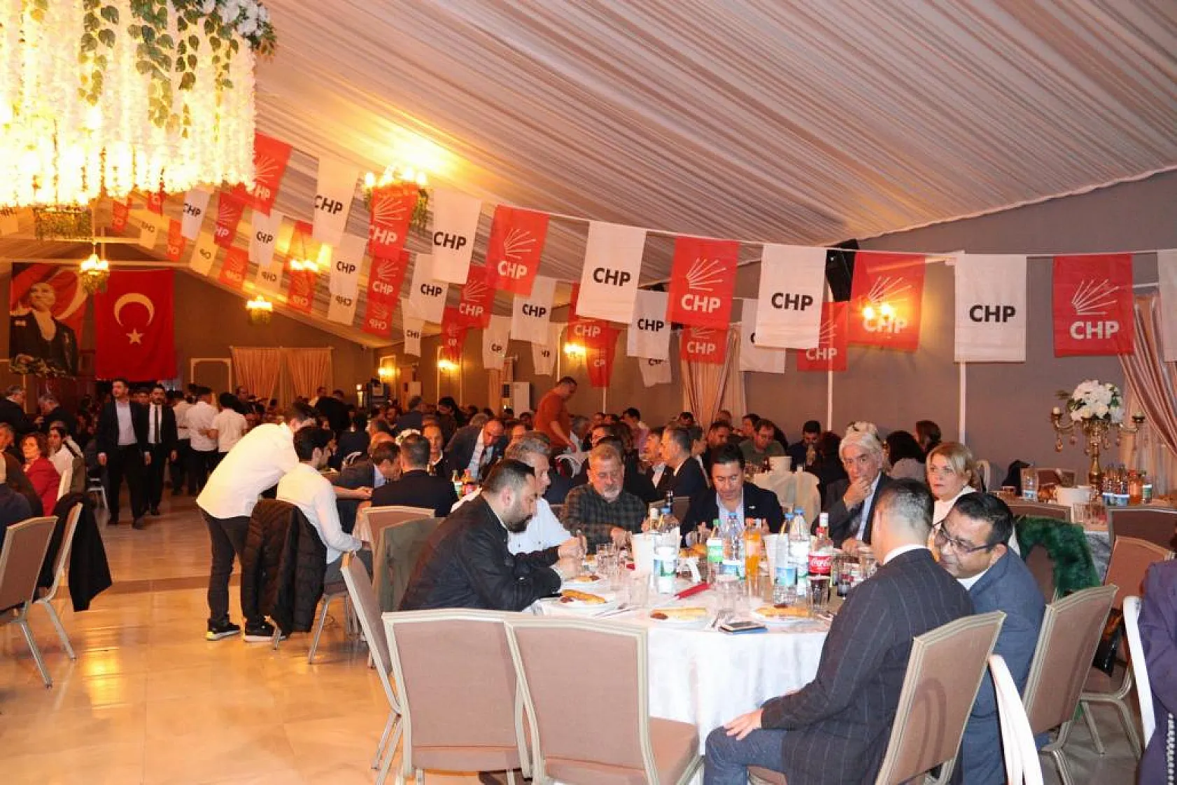 Birlik Ve Dayanışma Yemeğine Yoğun Katılım Oldu