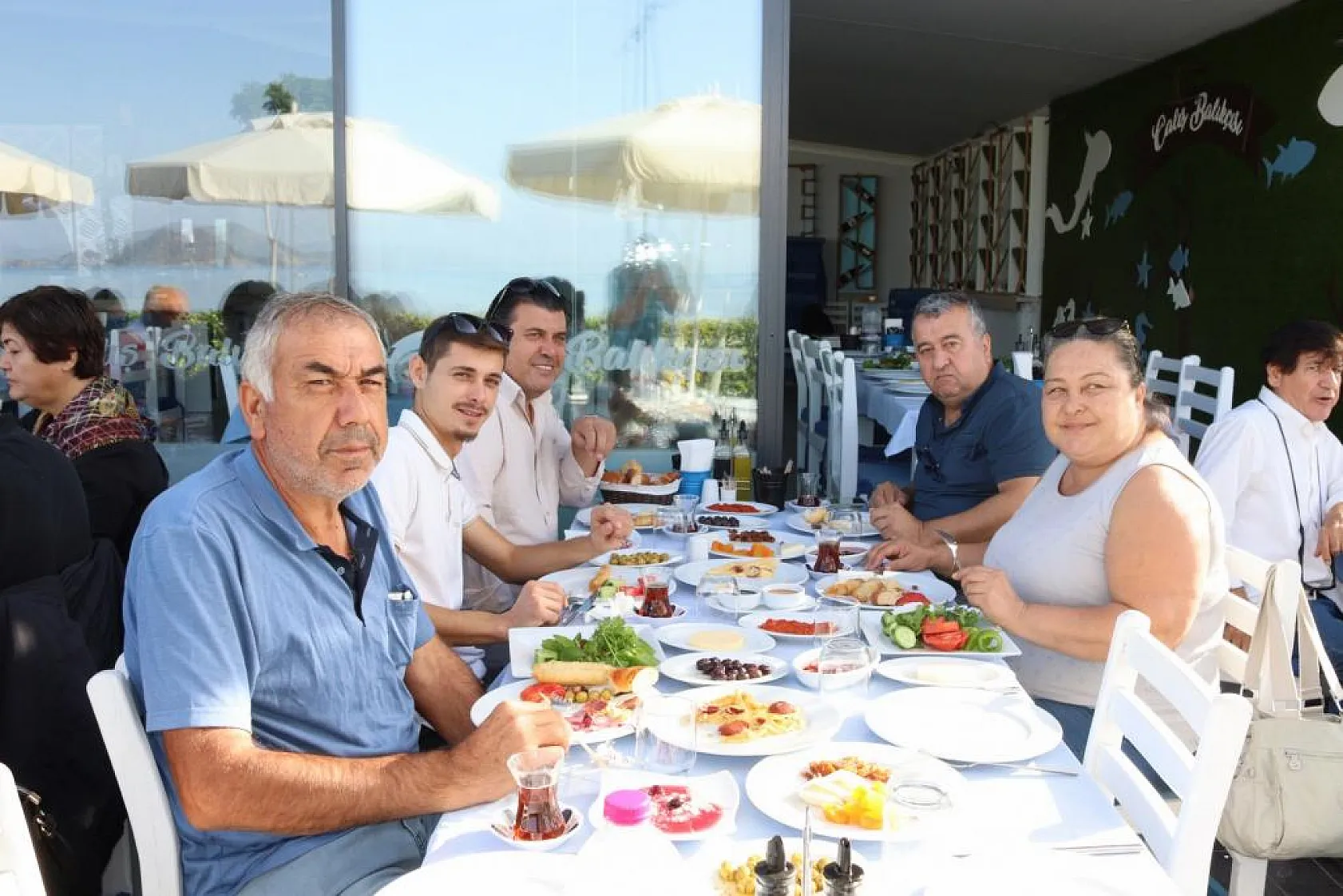 Emlakçılar Derneğinden Geleneksel Kahvaltı Etkinliği 
