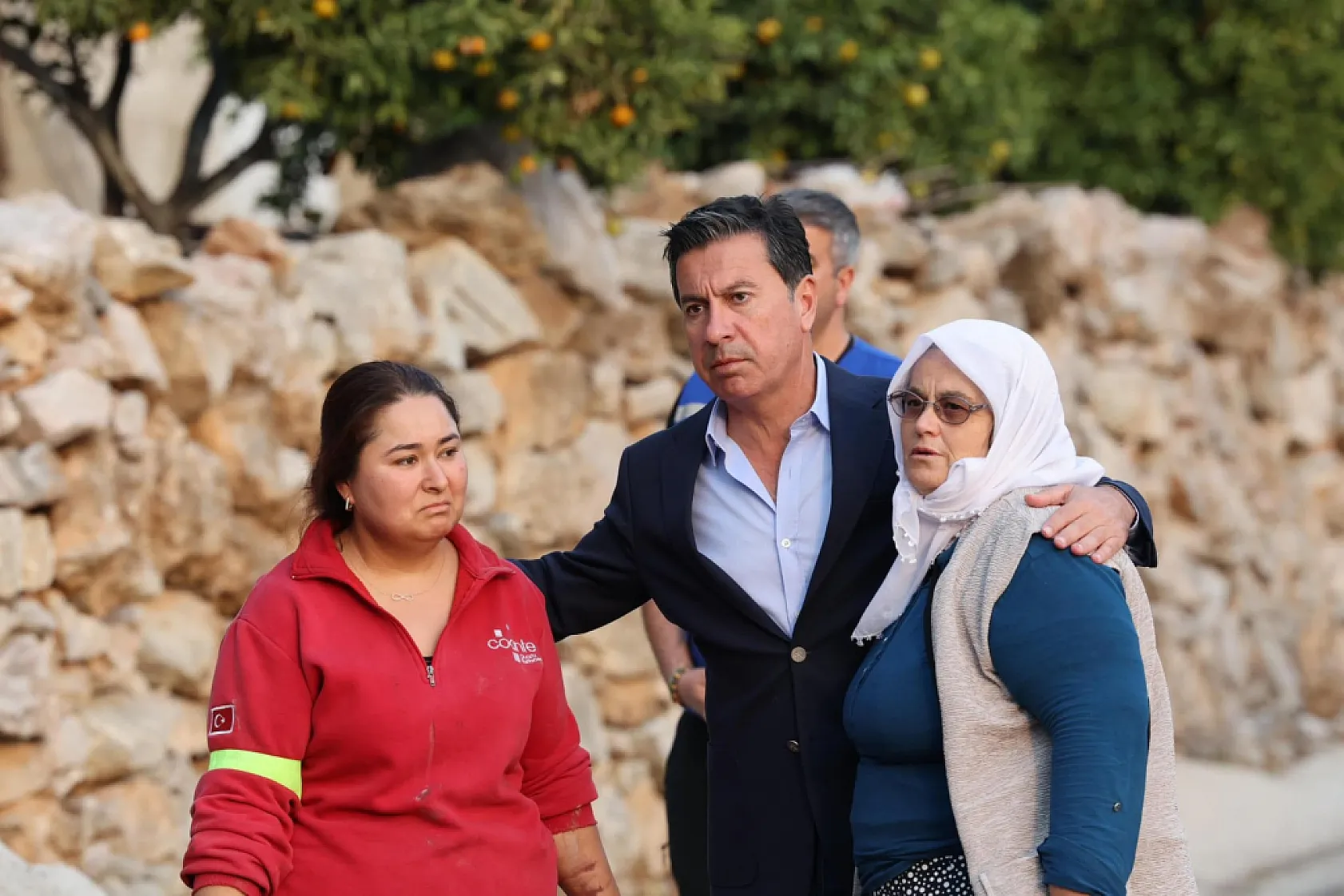 Büyükşehir Yangınlara Tüm Gücüyle Müdahale Etti 