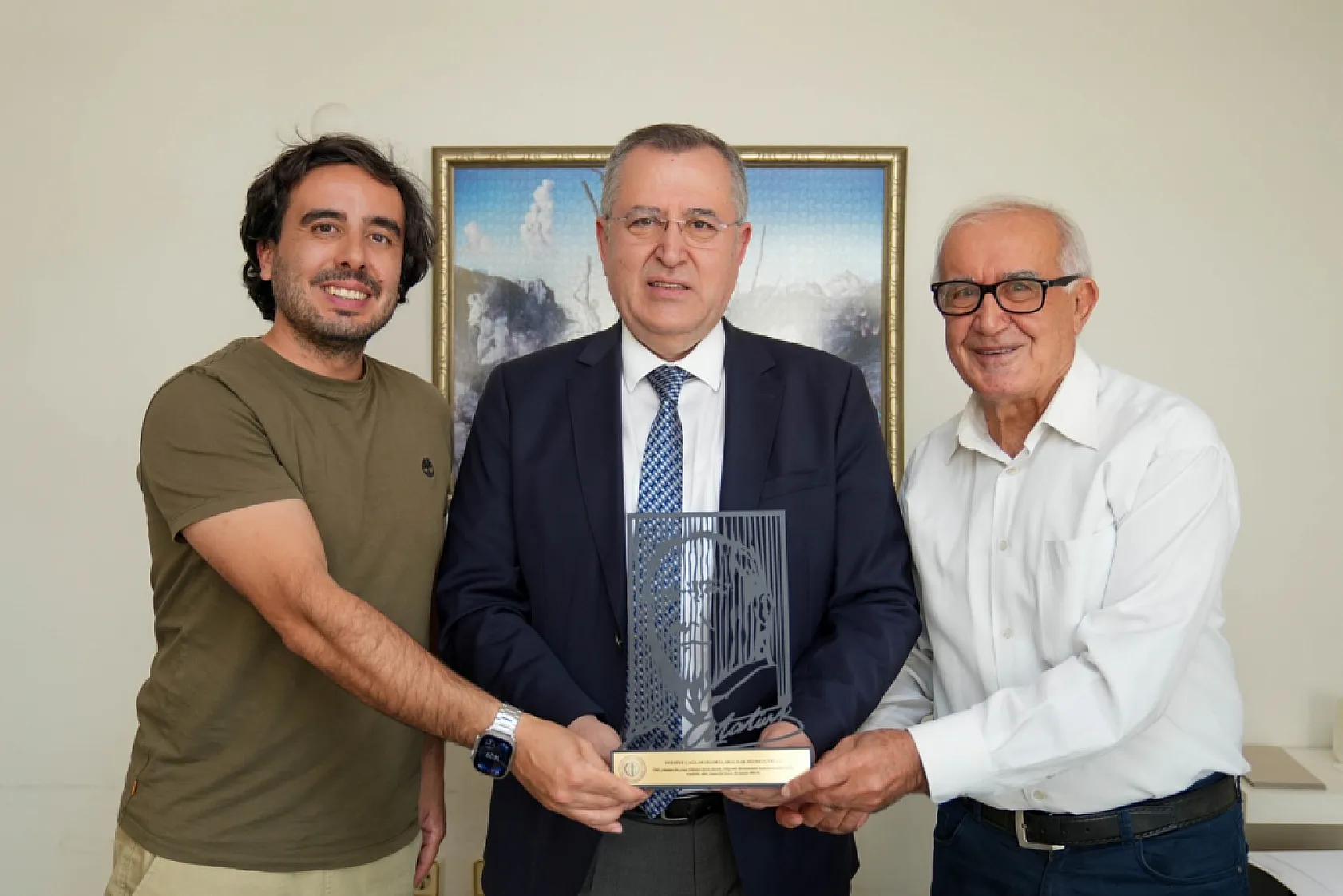 Fethiye Ticaret ve Sanayi Odası'ndan 40 Yılı Aşan Üyelere Teşekkür Plaketi