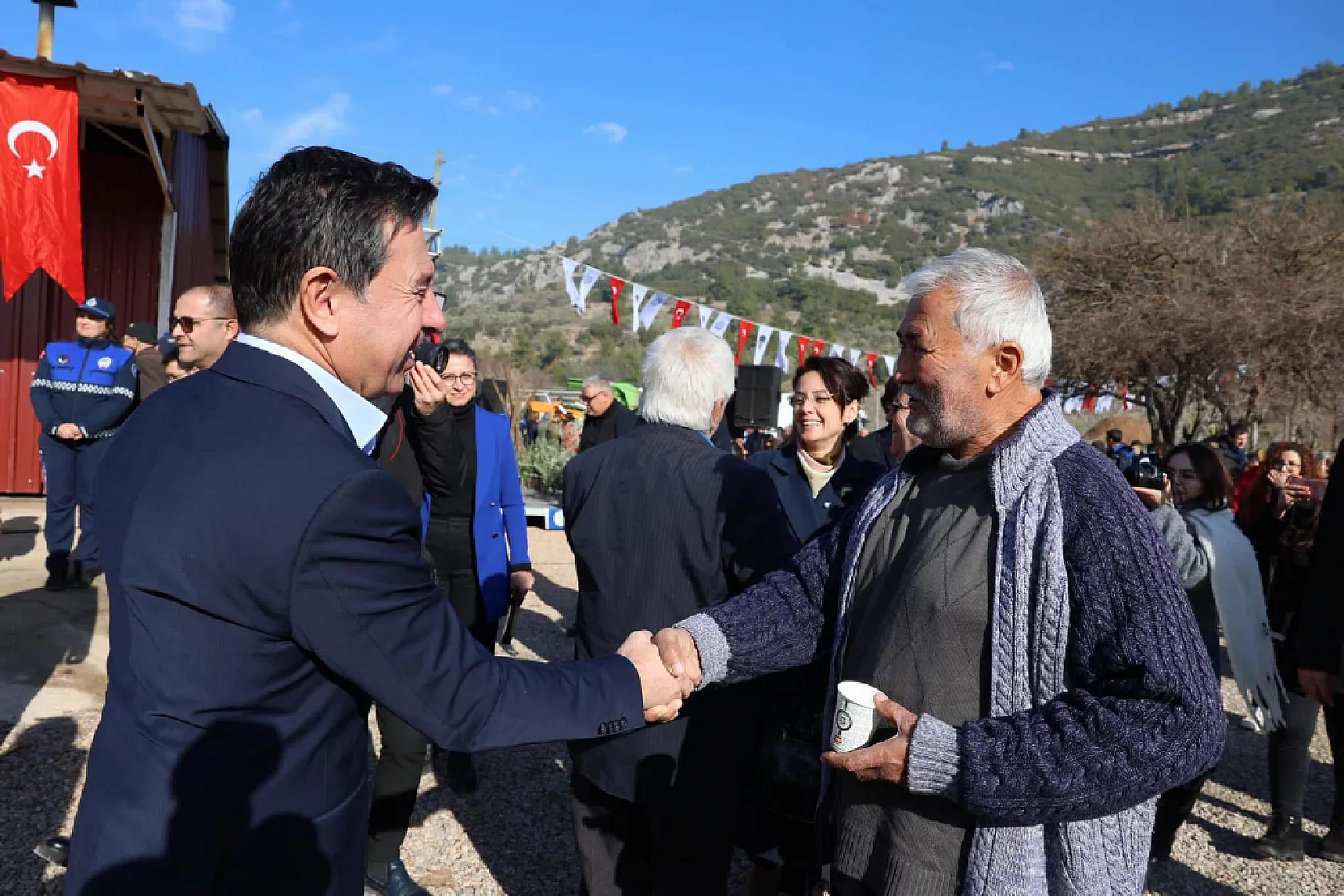 Her Kapıda Bir Fidan Projesiyle Yanan Alanlar Yeşerecek