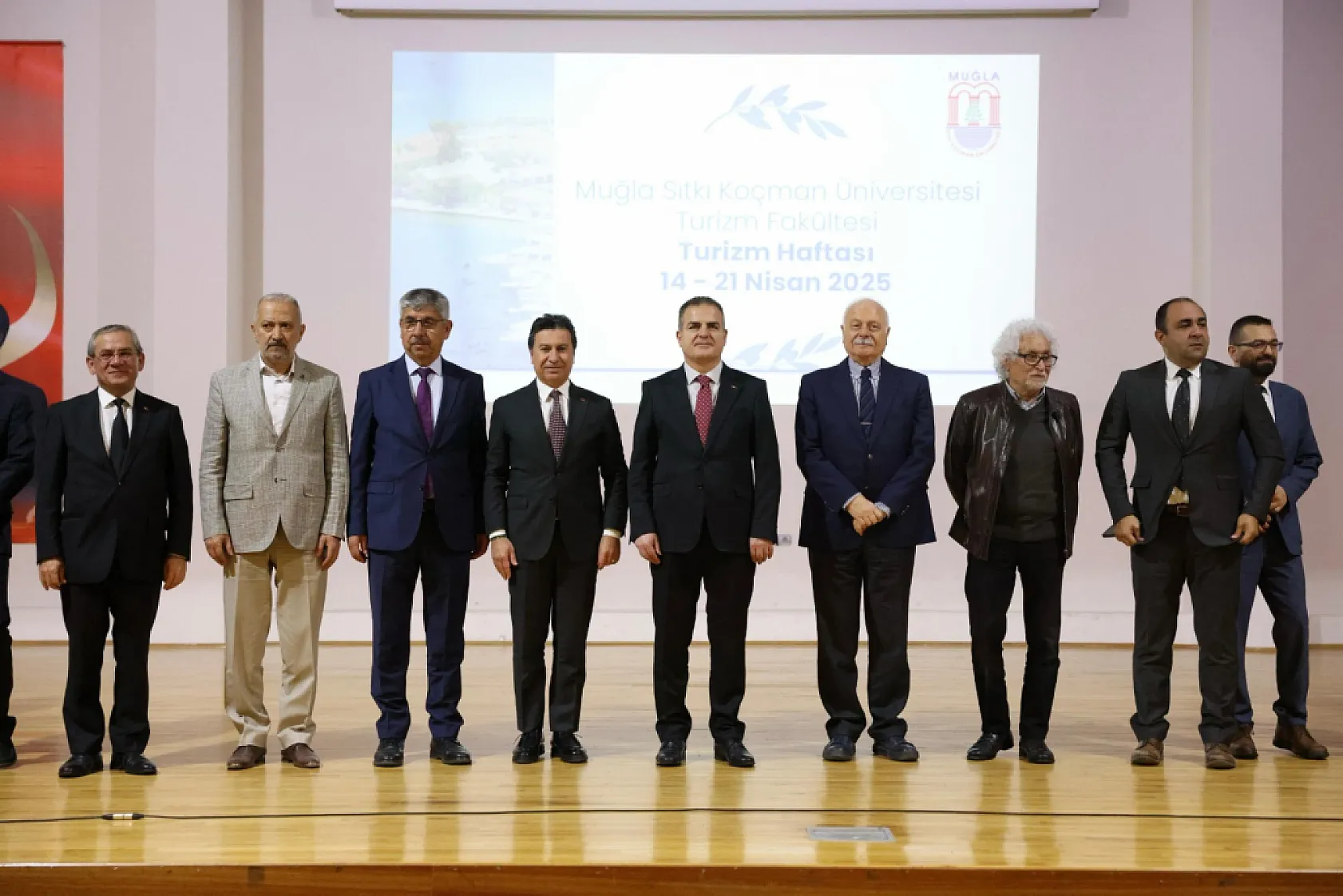 Muğla turizminin geleceği üniversite panelinde ele alındı