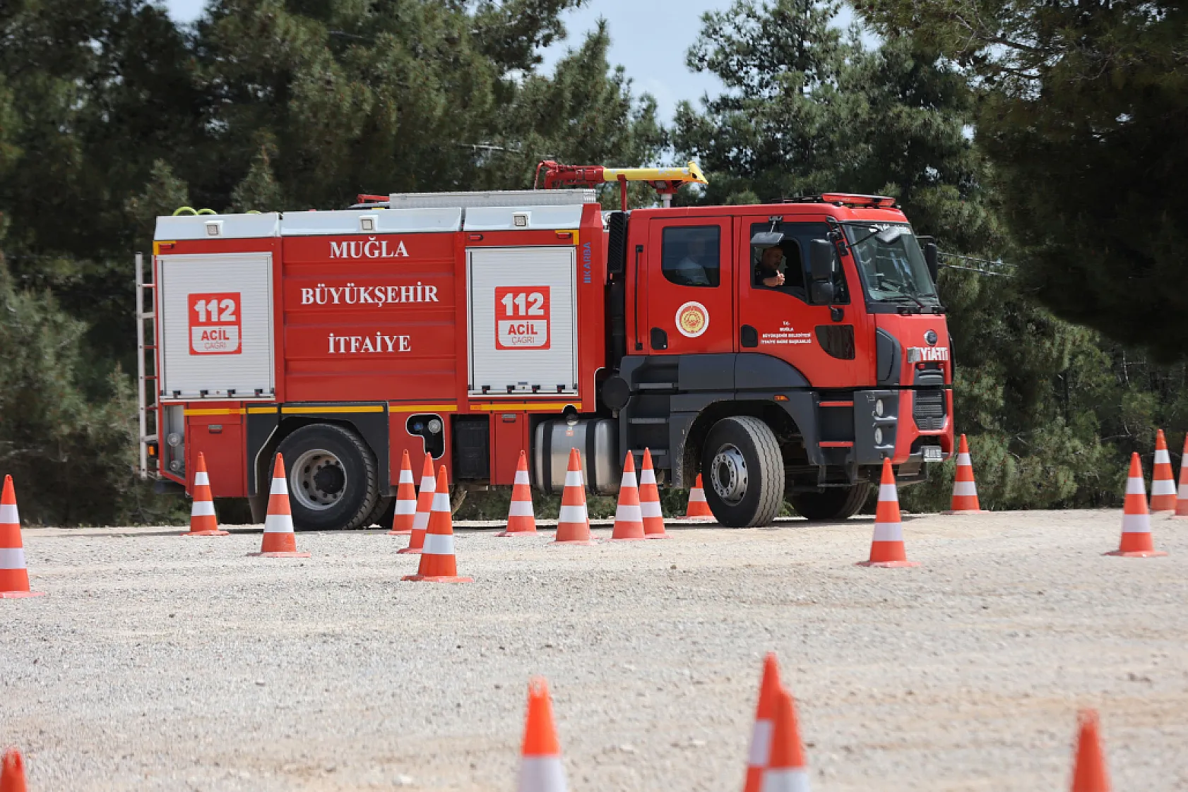 Muğla Büyükşehir Belediyesi İtfaiye Personeline Kapsamlı Eğitim Desteği