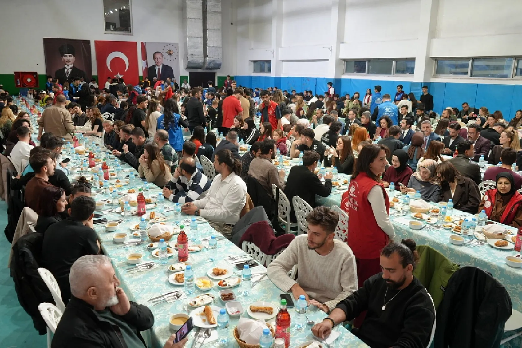 Muğla'da 'Kampüs İftarlar' Programı Yoğun Katılımla Gerçekleşti