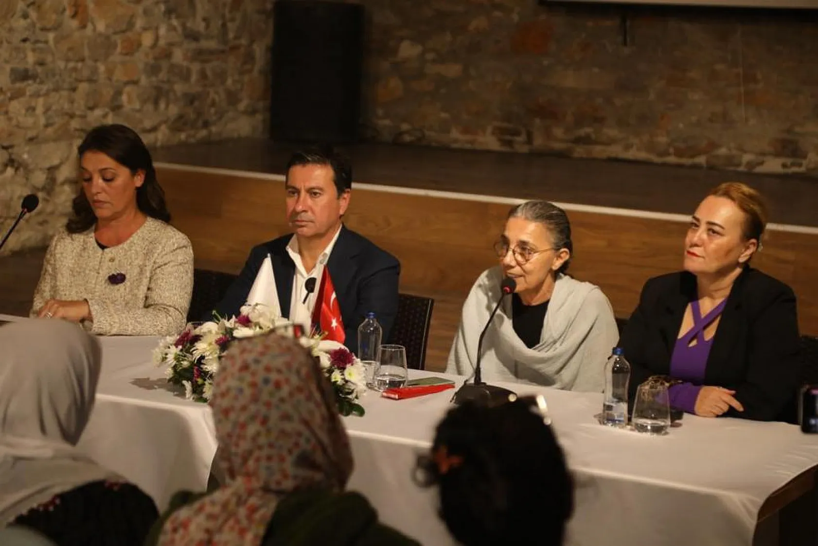 'Söz Kadınlarda' Basın Toplantısı