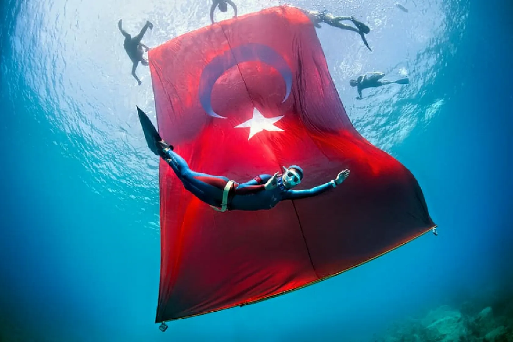 Milli Sporcu Birgül Erken, Yunanistan'da Rekor Kırdı
