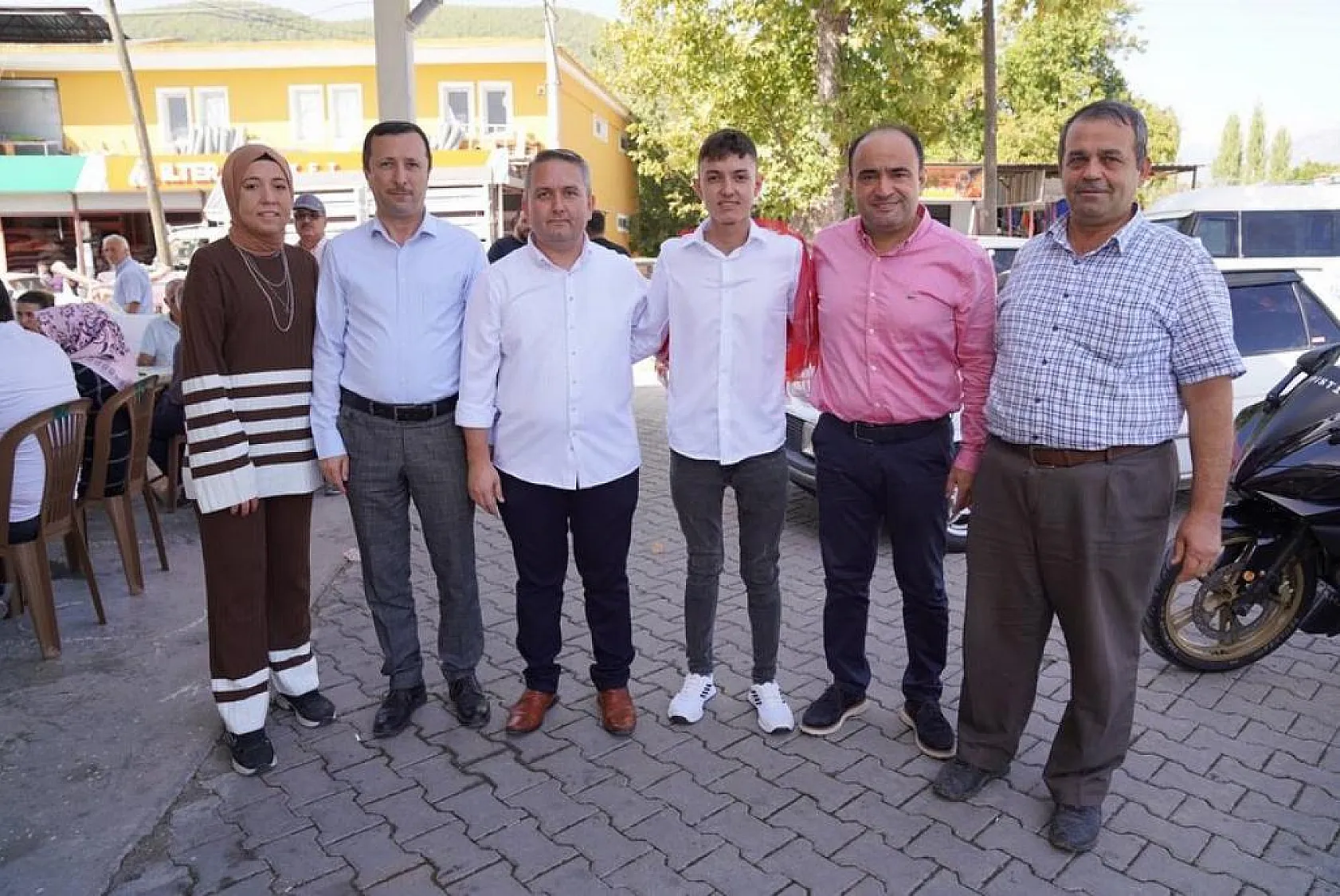 Başkan Akdenizli Hemşehrileriyle Bir Araya Geldi