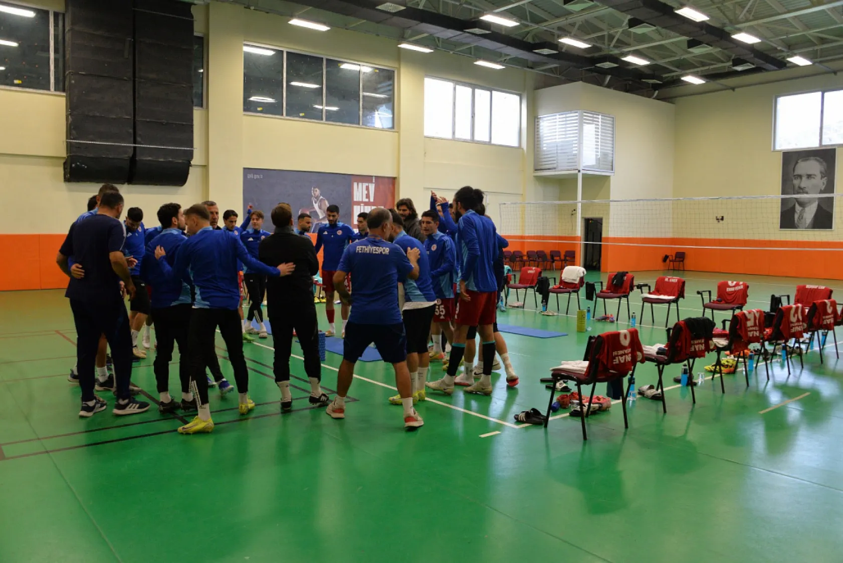 Fethiyespor'da Tribün Sorunu: 7 Aydır Yıkılmadı