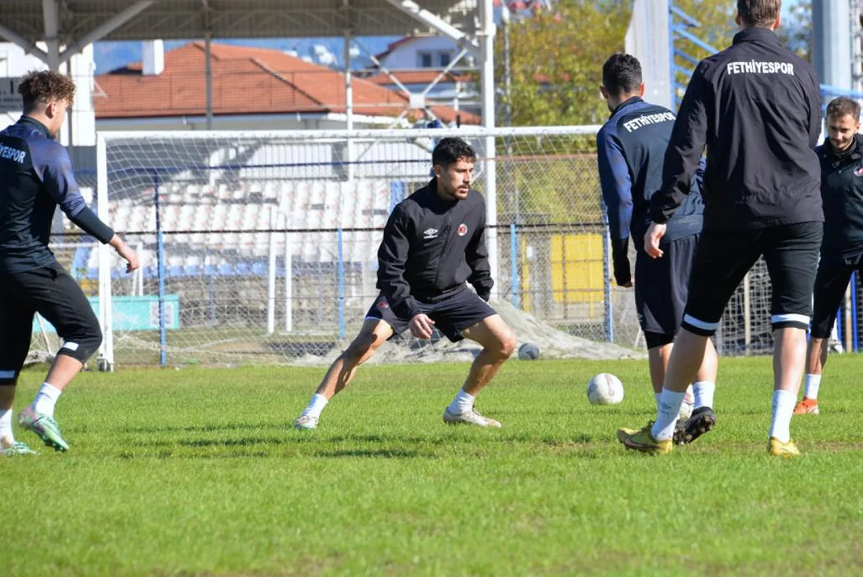 Fethiyespor'da Hazırlıklar Tamam