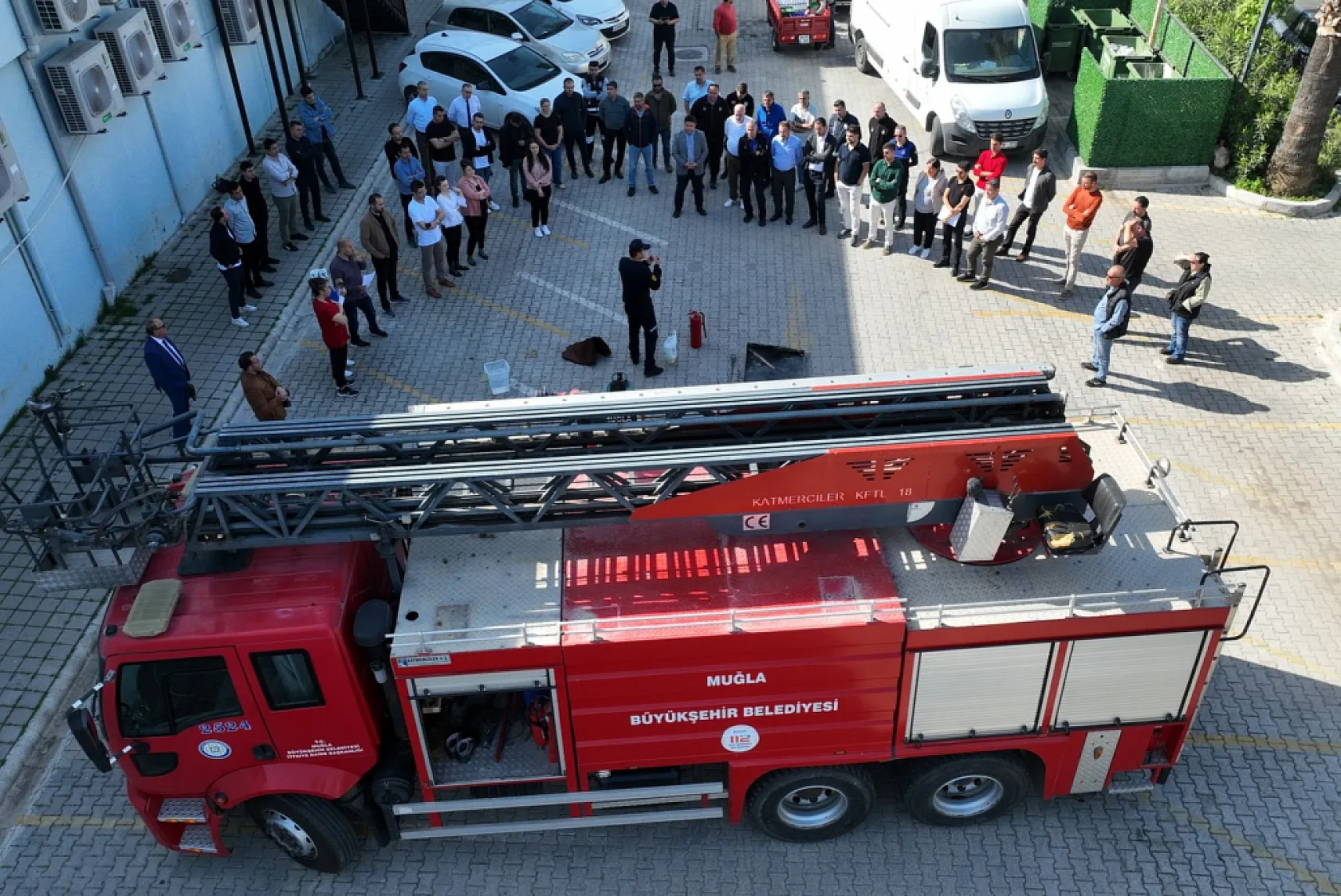 Fethiye Belediyesi Personeline Yangın Tatbikatı ve Eğitim