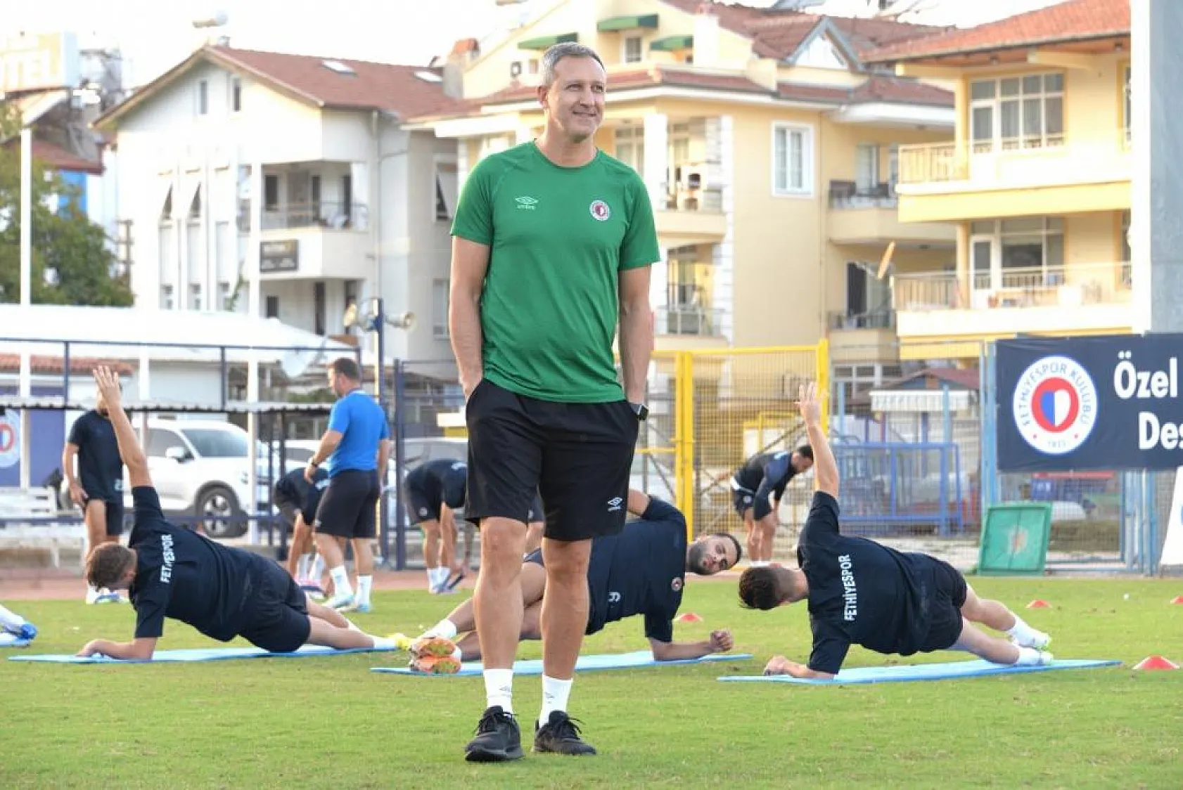 Gülleri, 'Başarılarla dolu sezonlar geçirmenizi dilerim..'