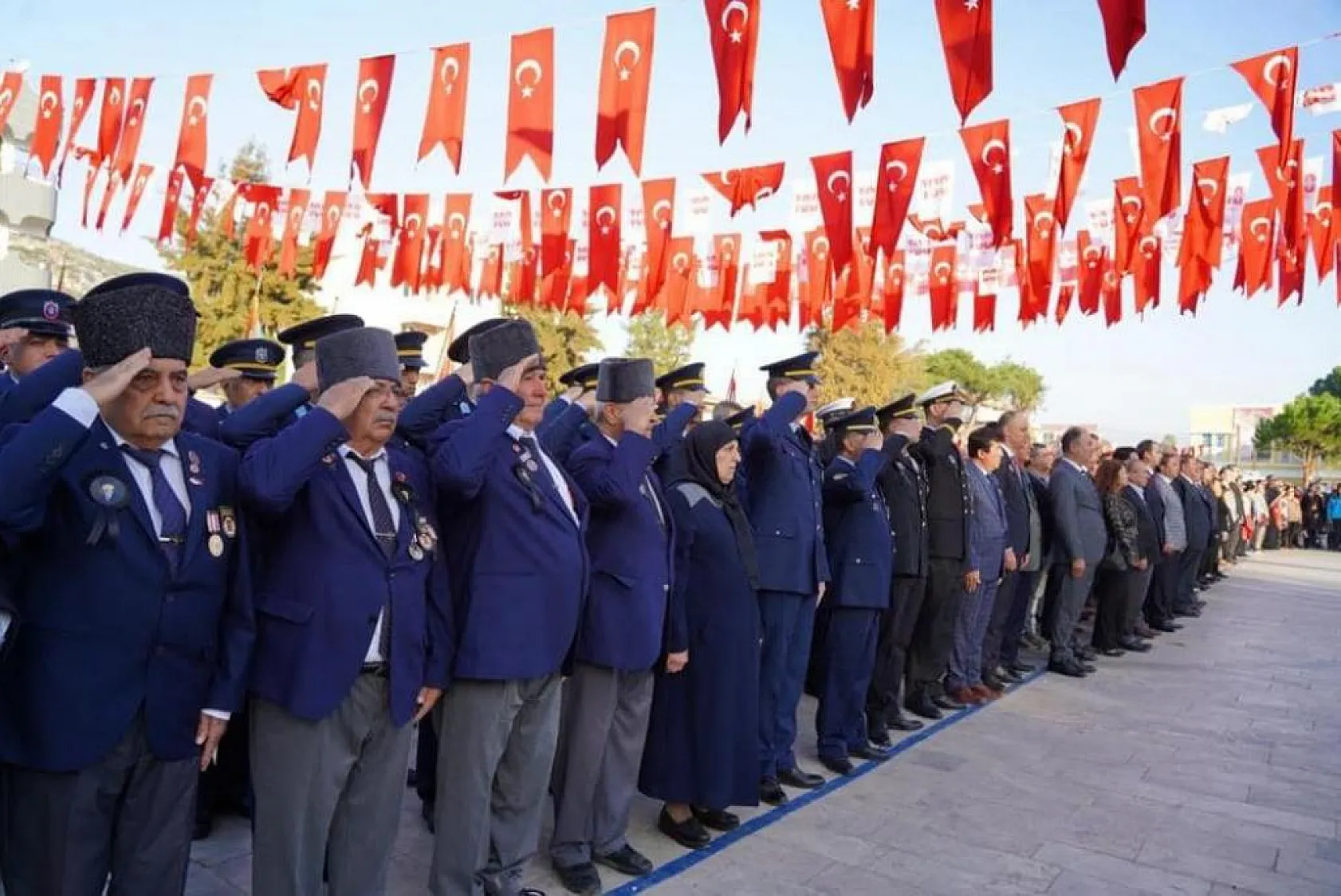 Atatürk törenle anıldı