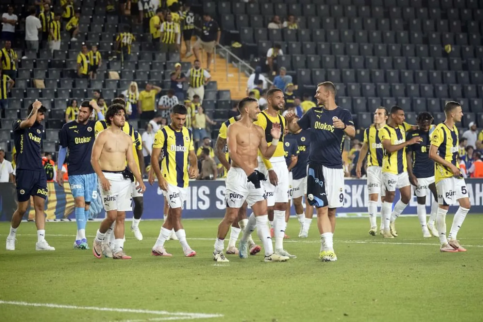 Fenerbahçe lige kazanarak başladı: 1-0
