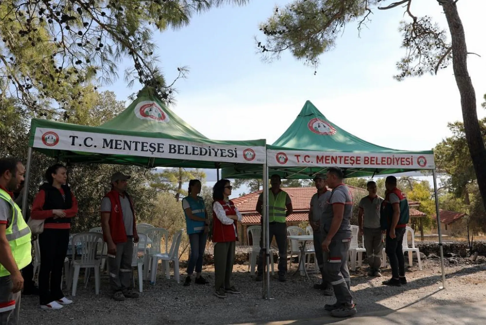 Başkan Köksal, 'Ekiplerimiz söndürme çalışmalarını desteklemeye devam ediyor'