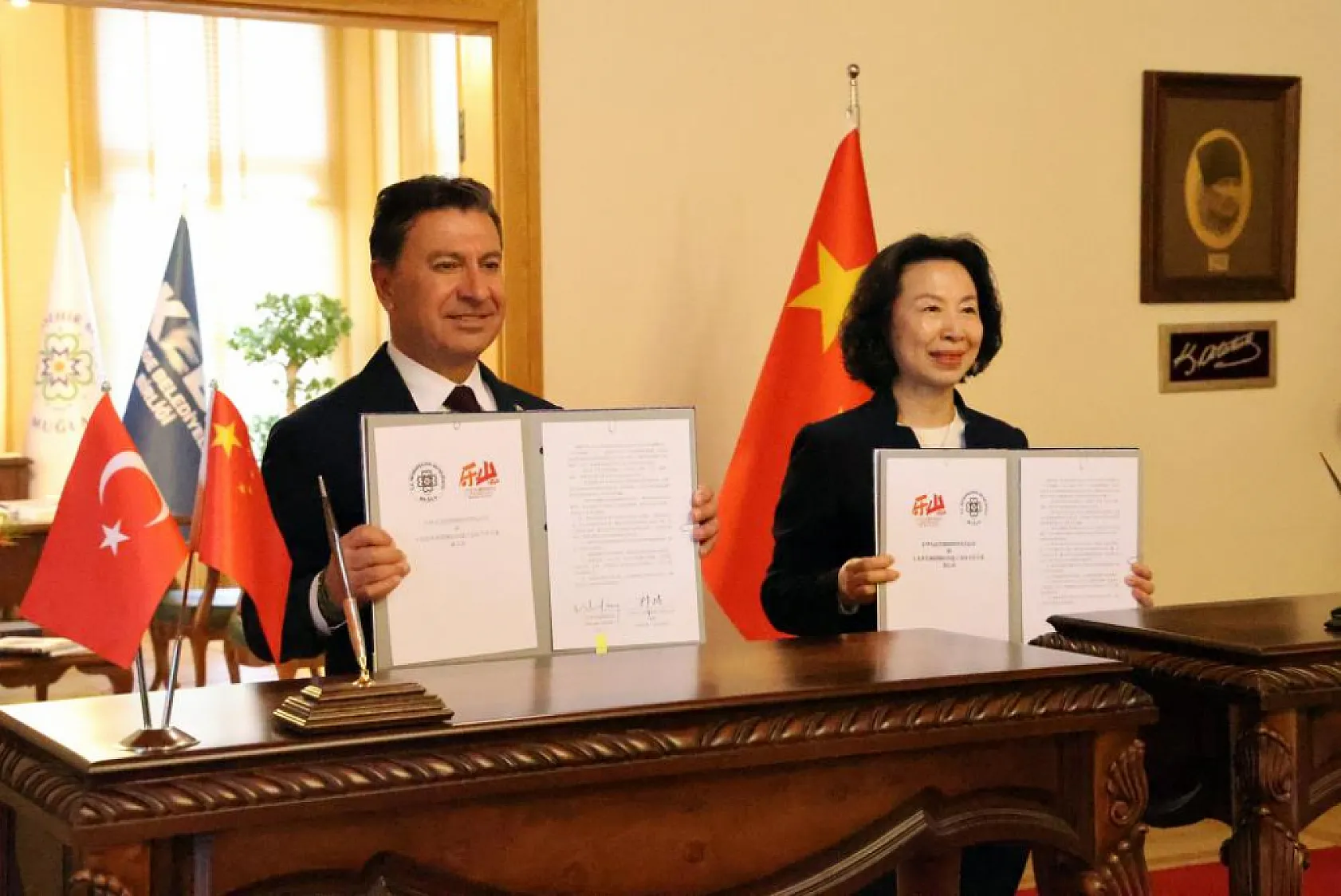 Muğla Büyükşehir ile Çin'in Leshan kenti arasında 'Kardeş Şehir' işbirliği protokolü