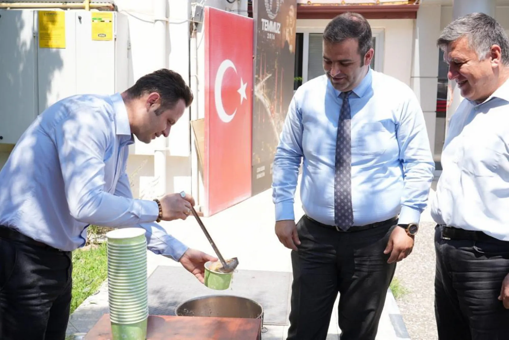 Muğla'da geleneksel aşureyle gönüller bir oldu