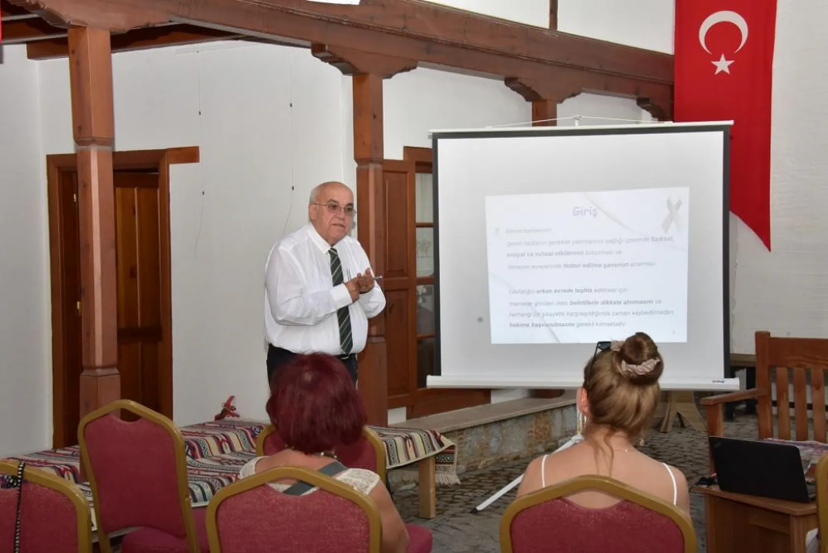 MSKÜ BİO'dan kadınlarda meme kanseri bilgilendirmesi