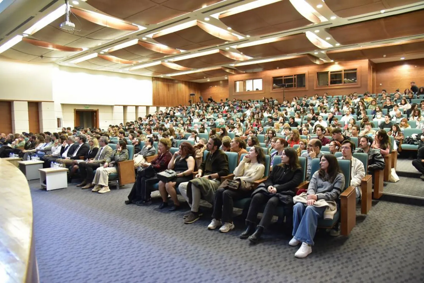 MSKÜ, Ünlü Tarihçi Prof. Dr. John Haldon'u ağırladı