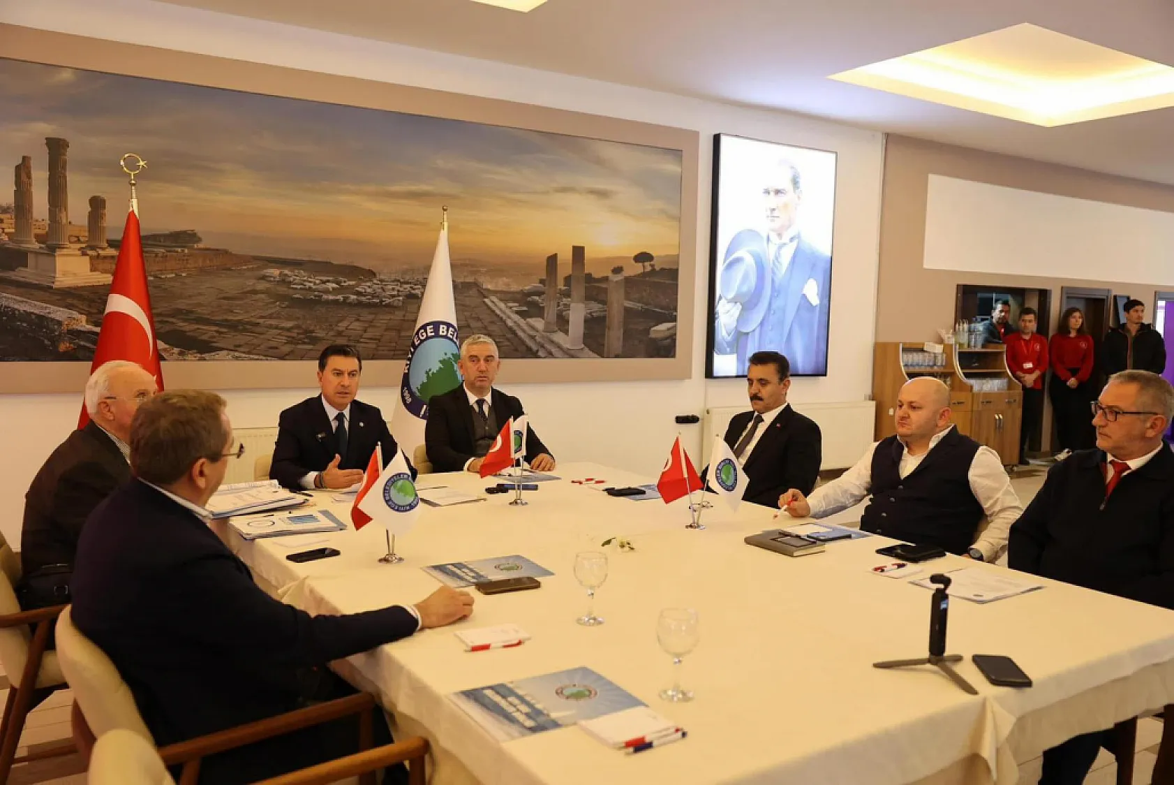 Kıyı Ege Belediyeler Birliği Bergama'da Toplandı